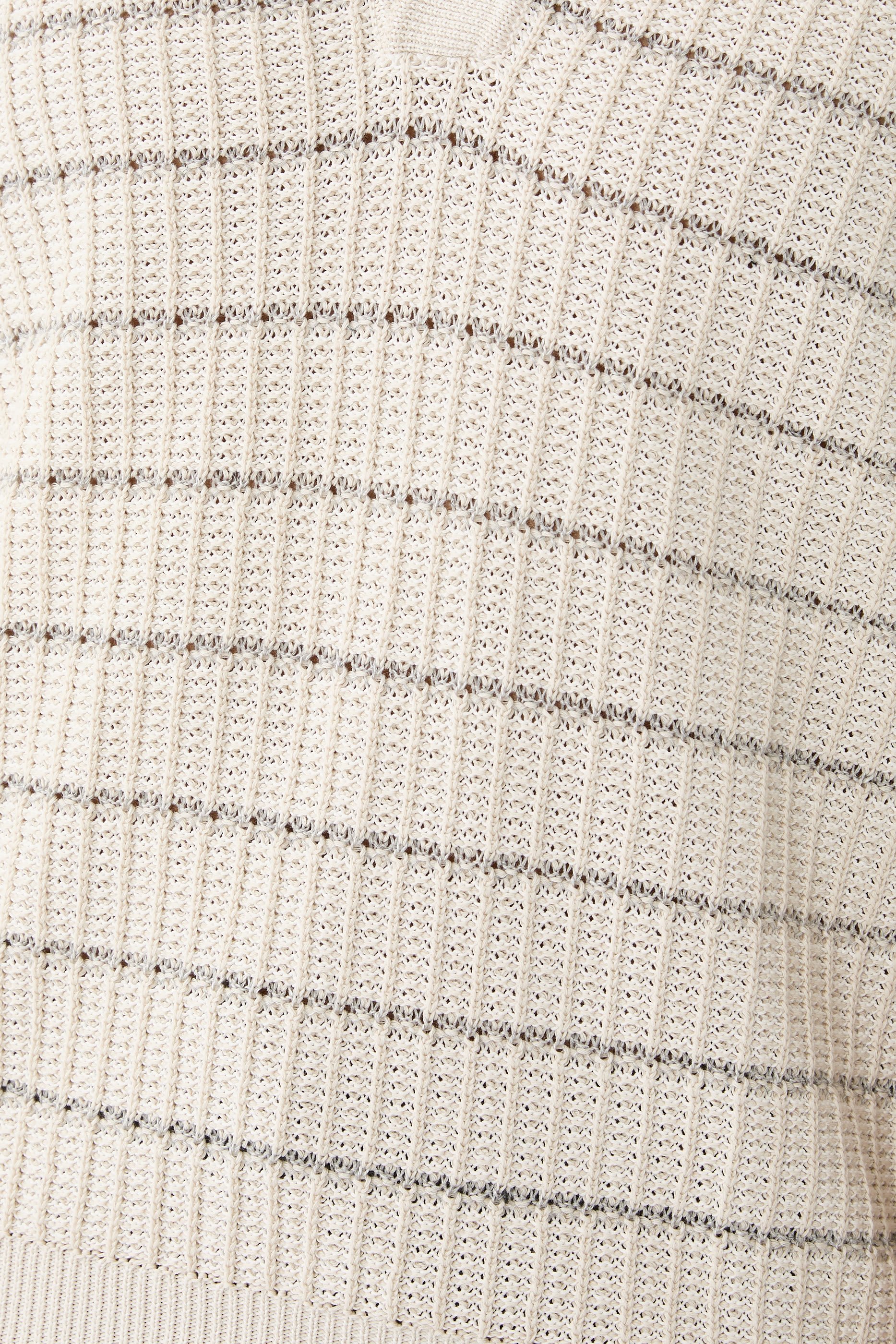 تيشيرت بولو مفتتوح