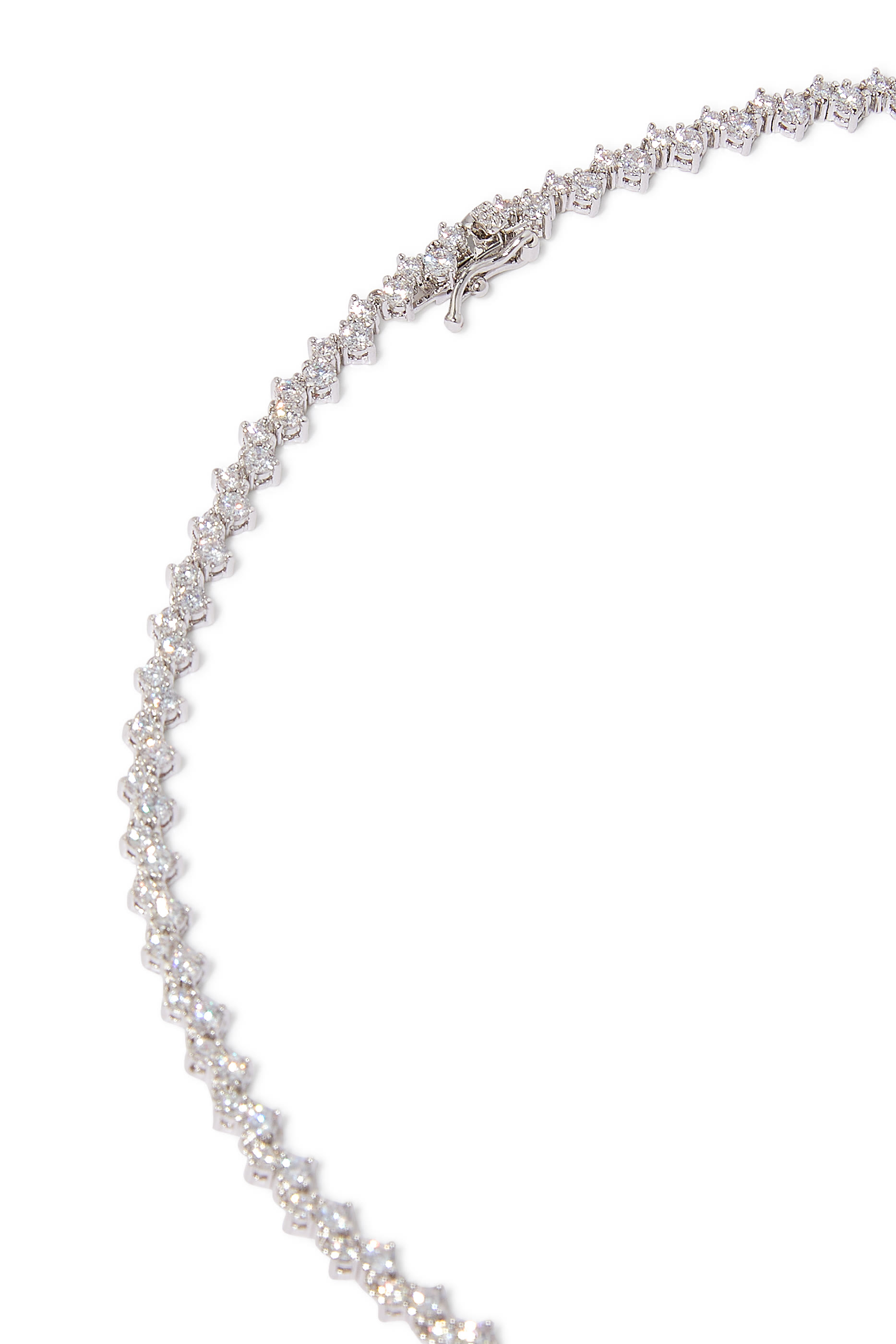 قلادة ديليكيت دائرية