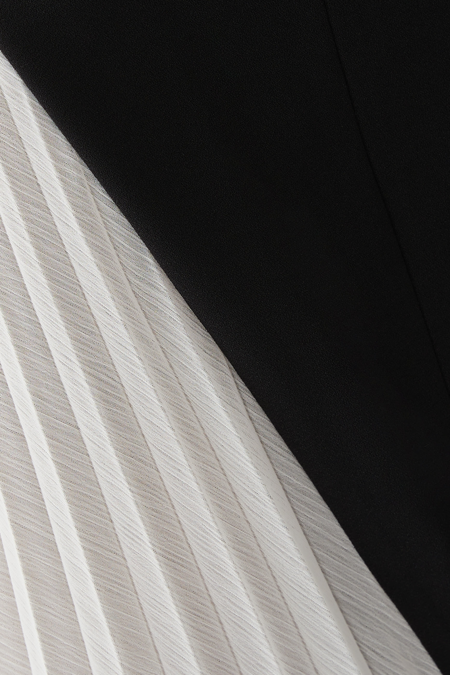 فستان ريثا طويل بلا حمالات