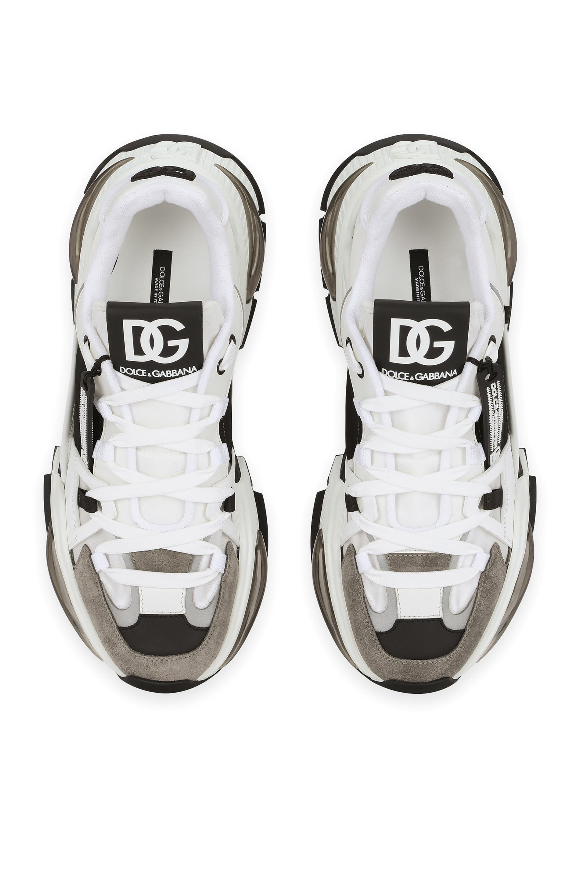 سنيكرز إيرماستر بخامات متنوعة