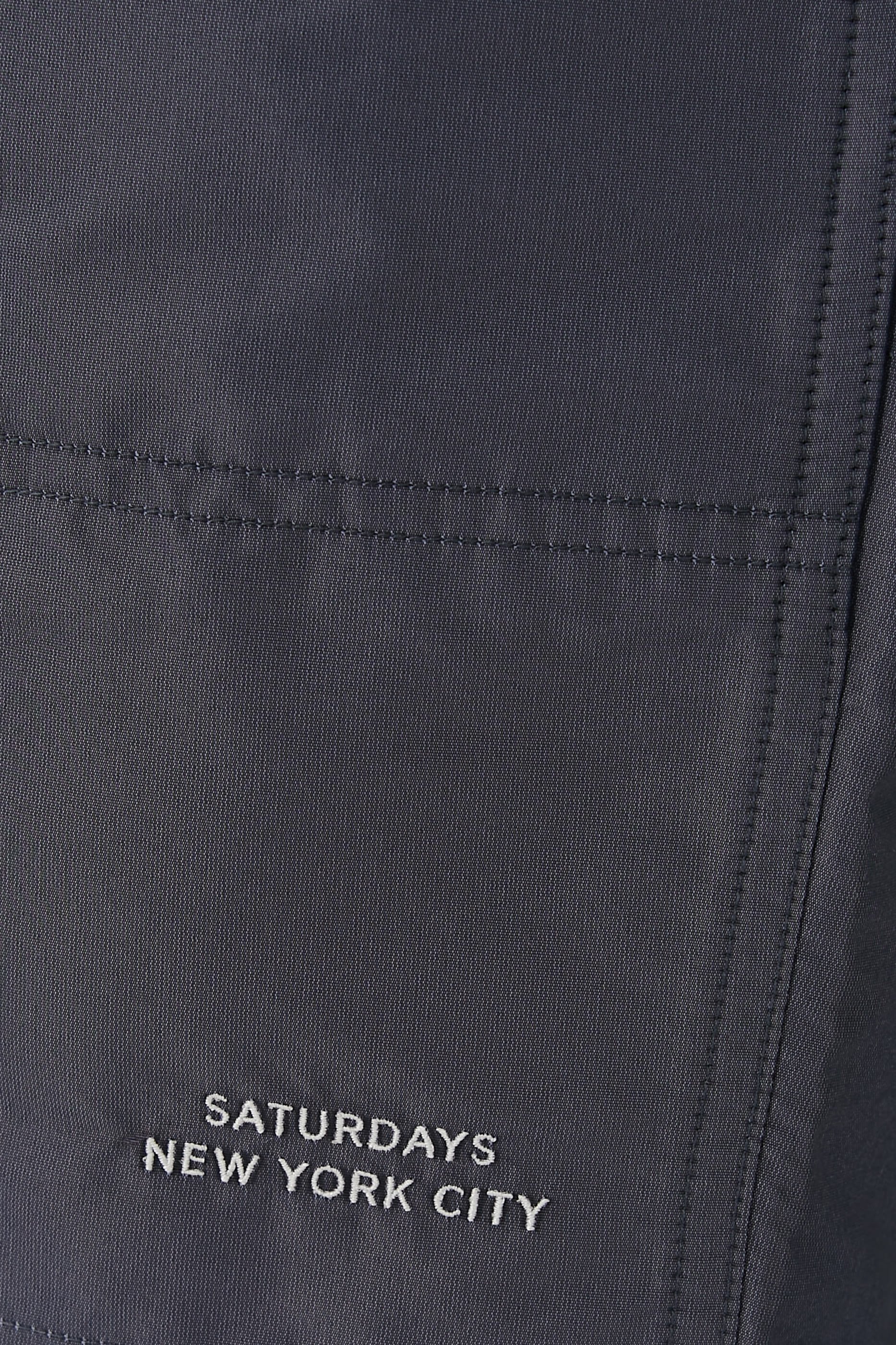 شورت سباحة تالي قزحي الألوان