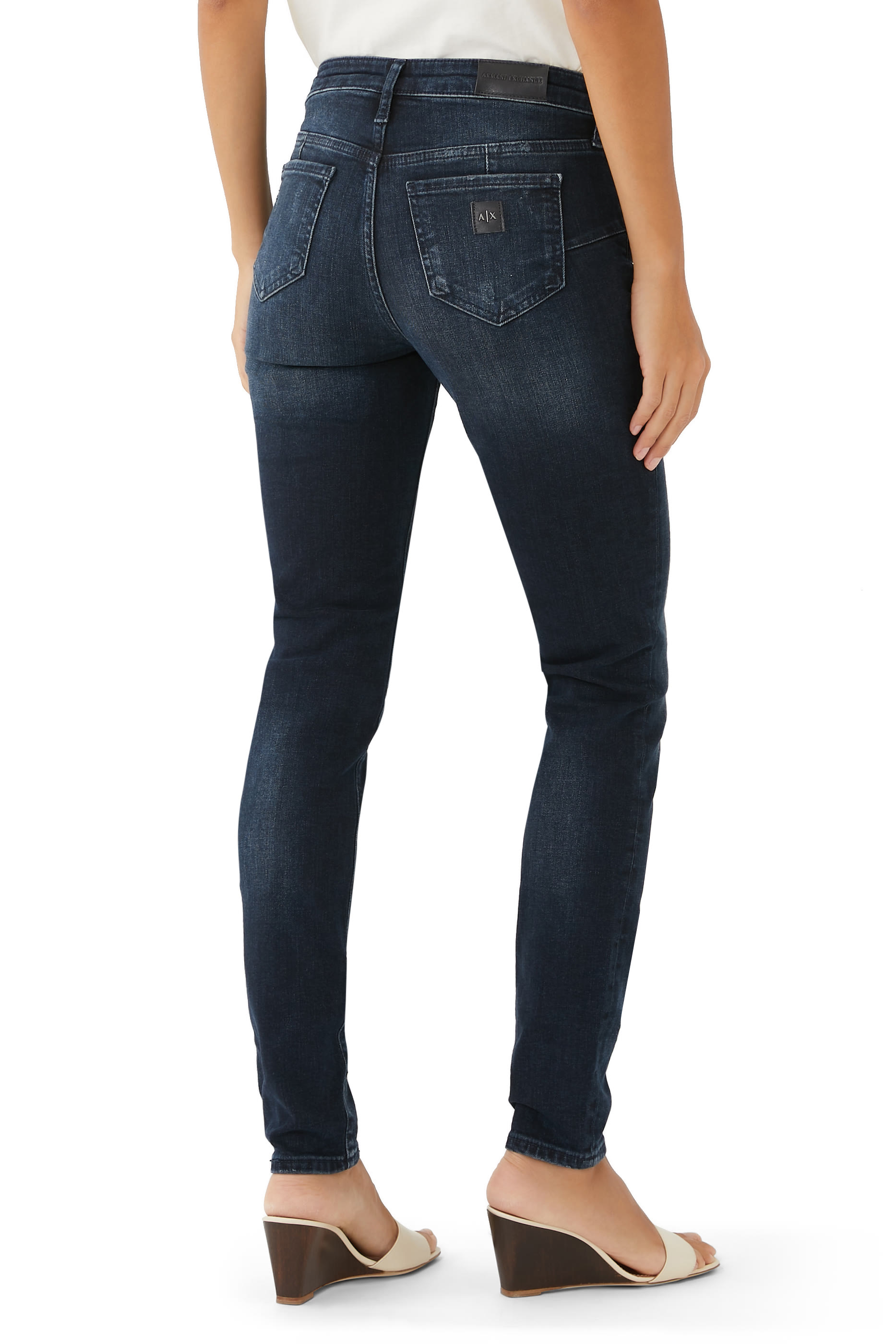 بنطال جينز ليفت آب بقصة سكيني