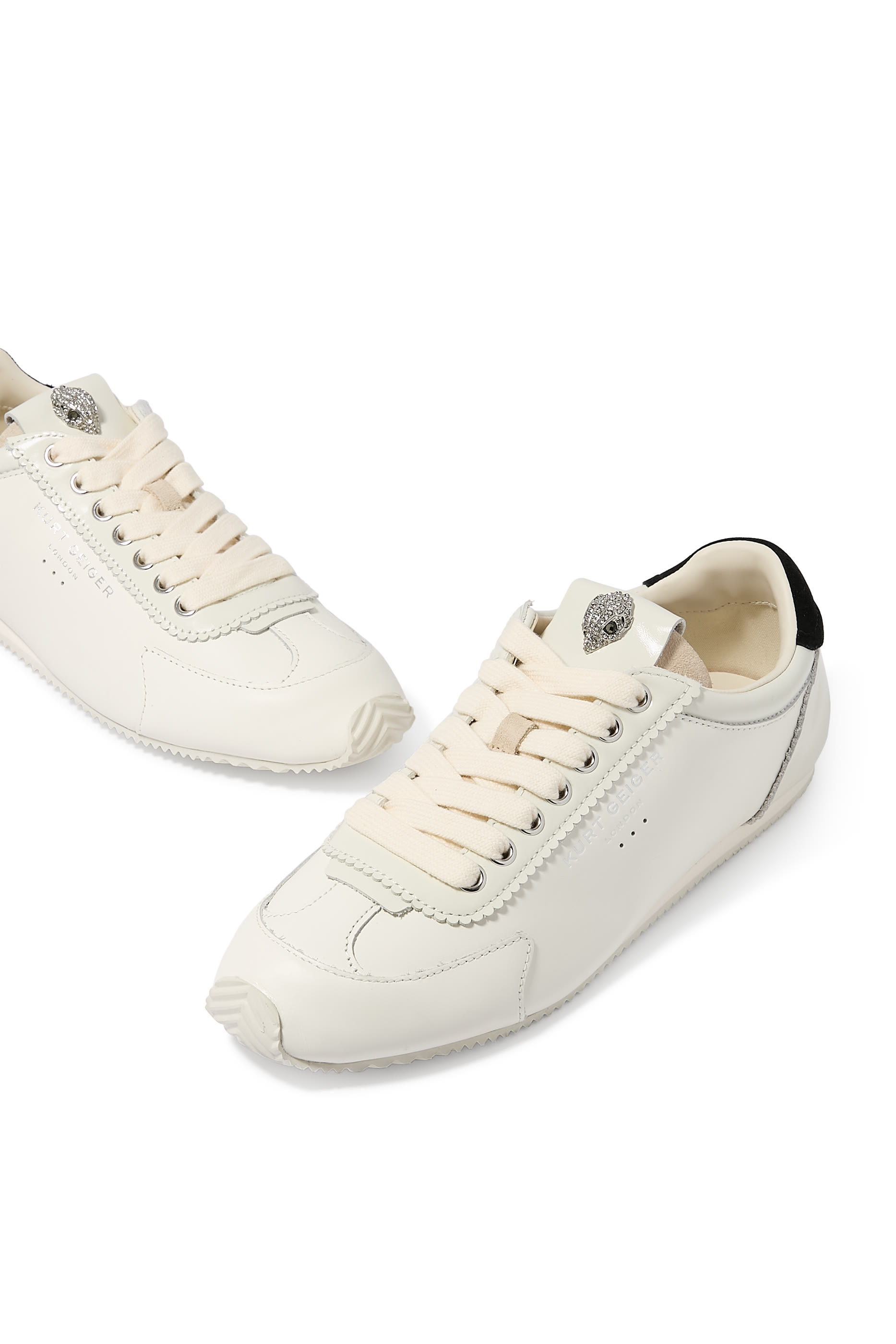 سنيكرز إيسلينغتون