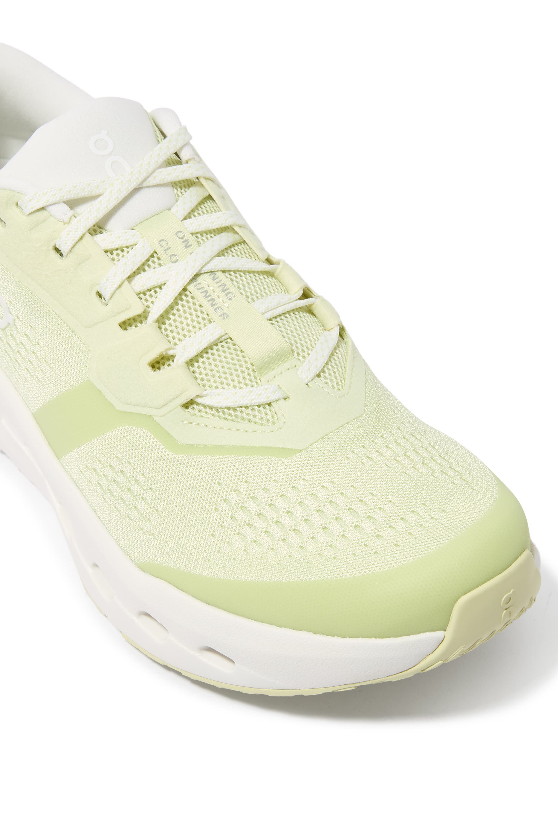 سنيكرز كلاود رانر 3