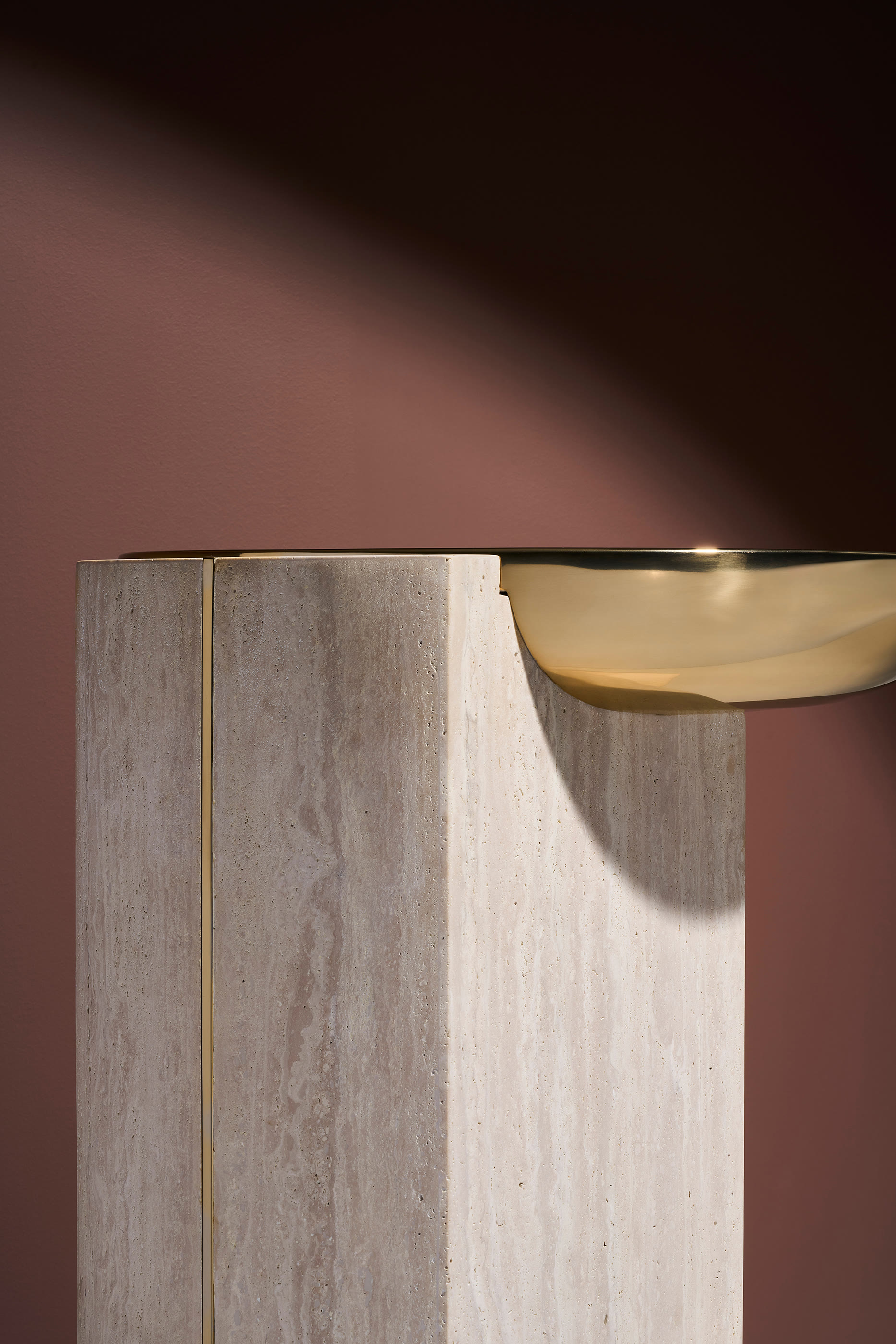 طاولة جانبية اوفرلاب