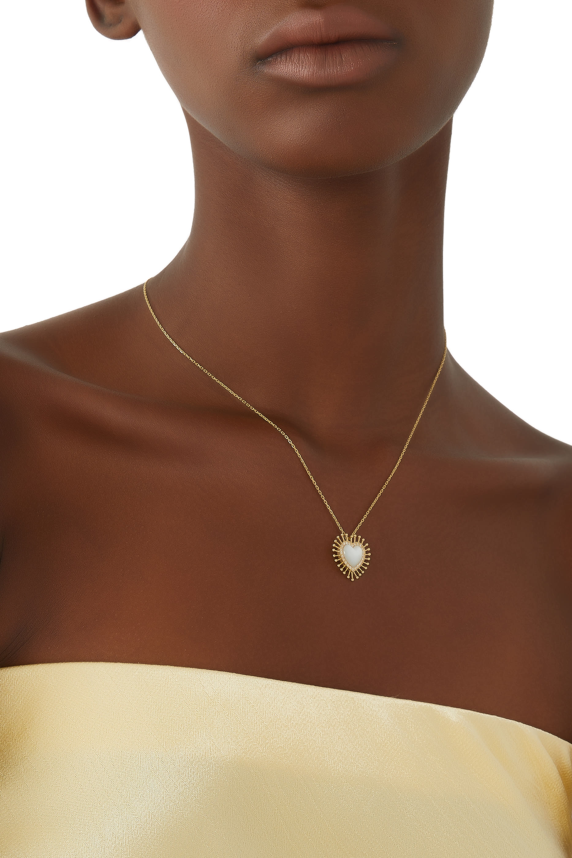 قلادة اول هارتس أون مي بدلاية