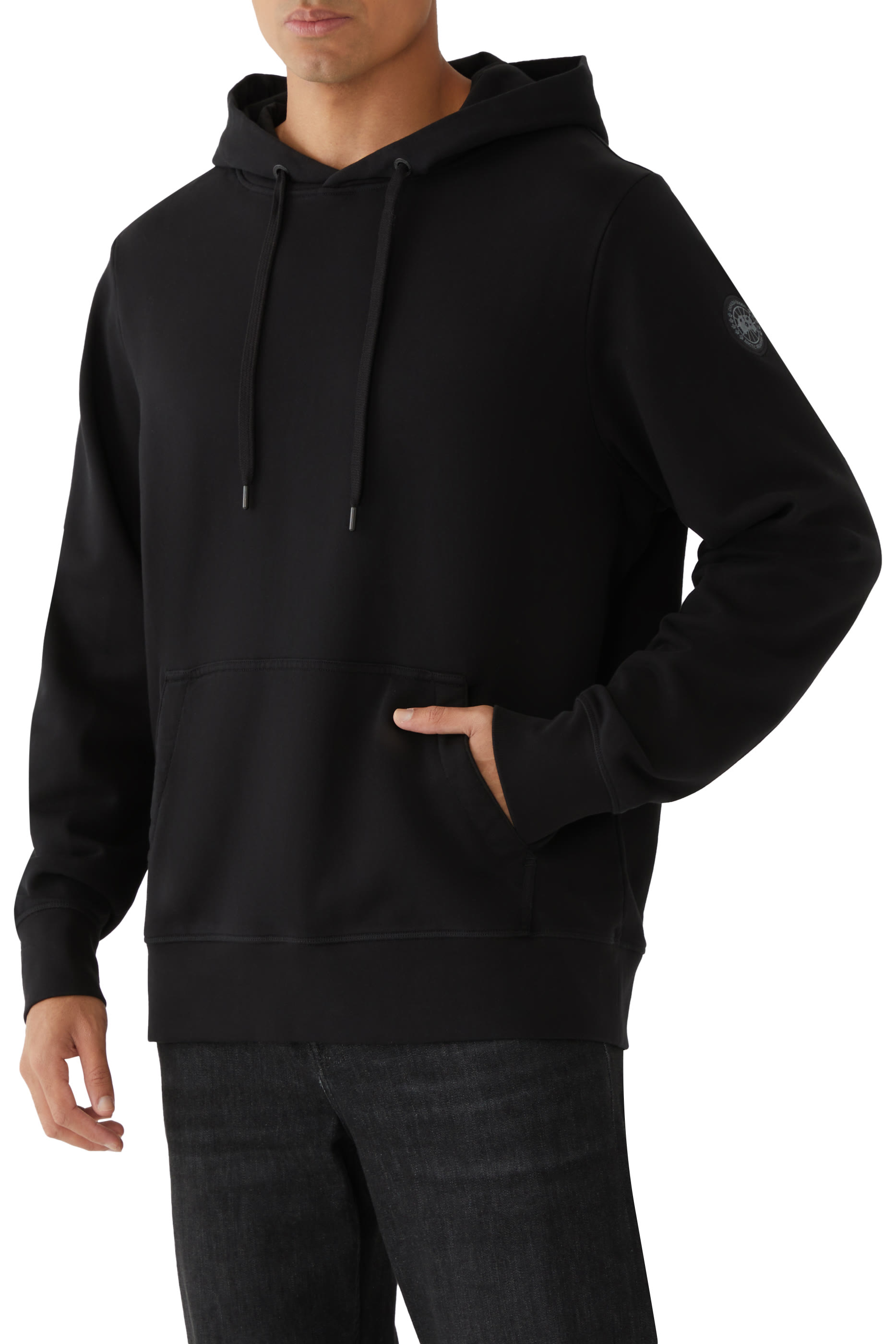 هودي هورون بملصق شعار الماركة