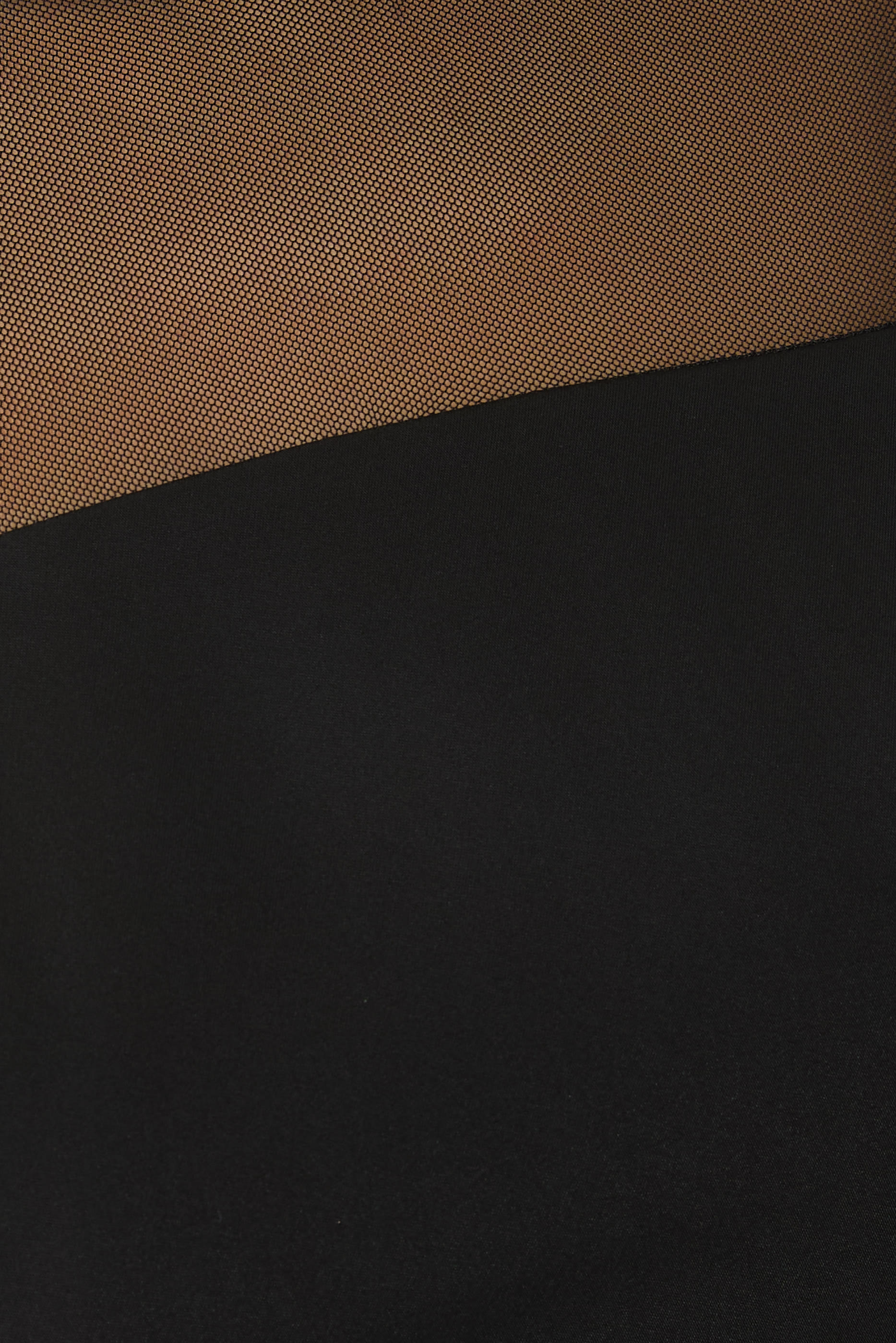 فستان سهرة بياقة شفافة مع أكمام طويلة وقصة ذيل حورية البحر