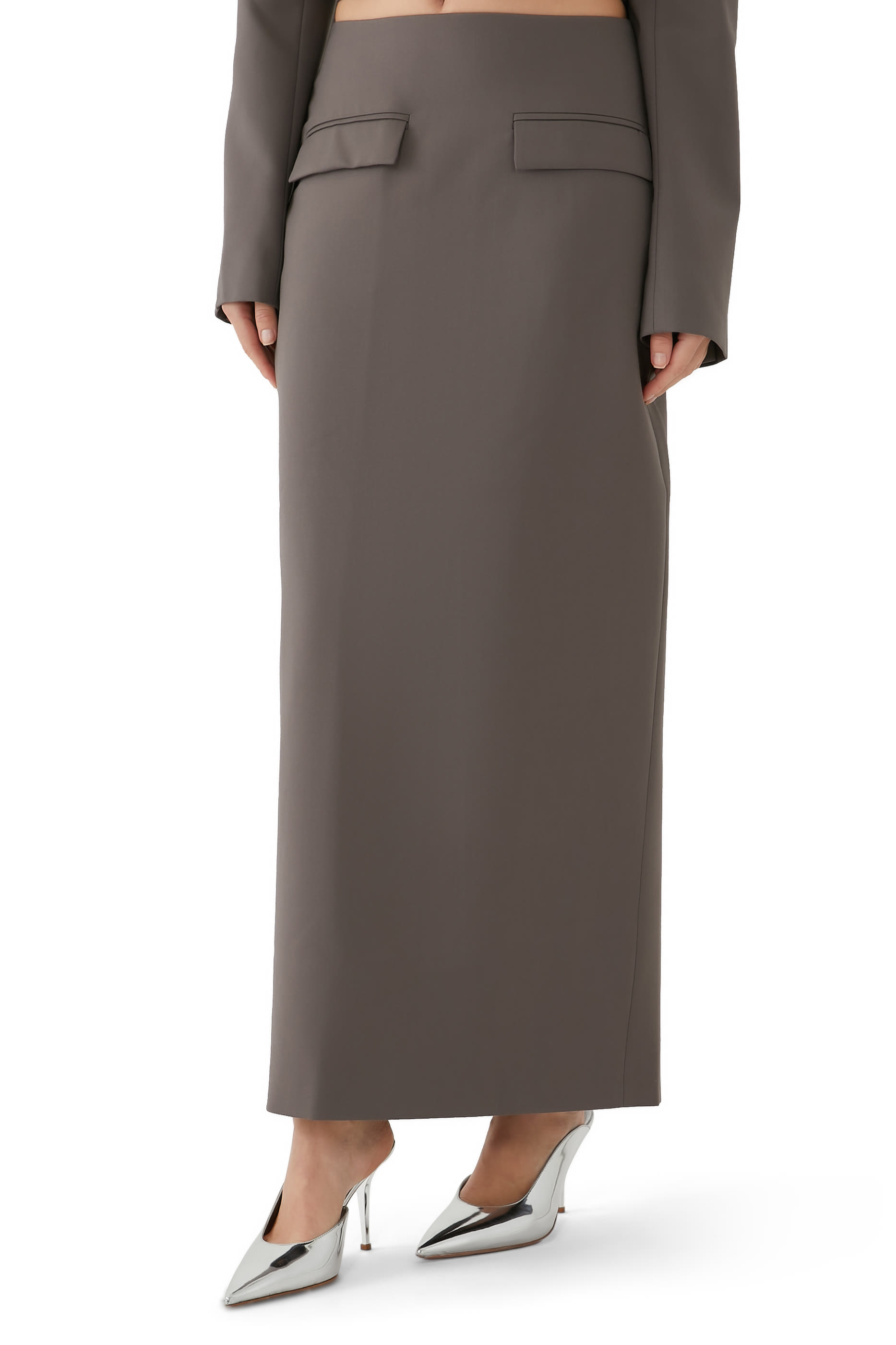 تنورة نادية