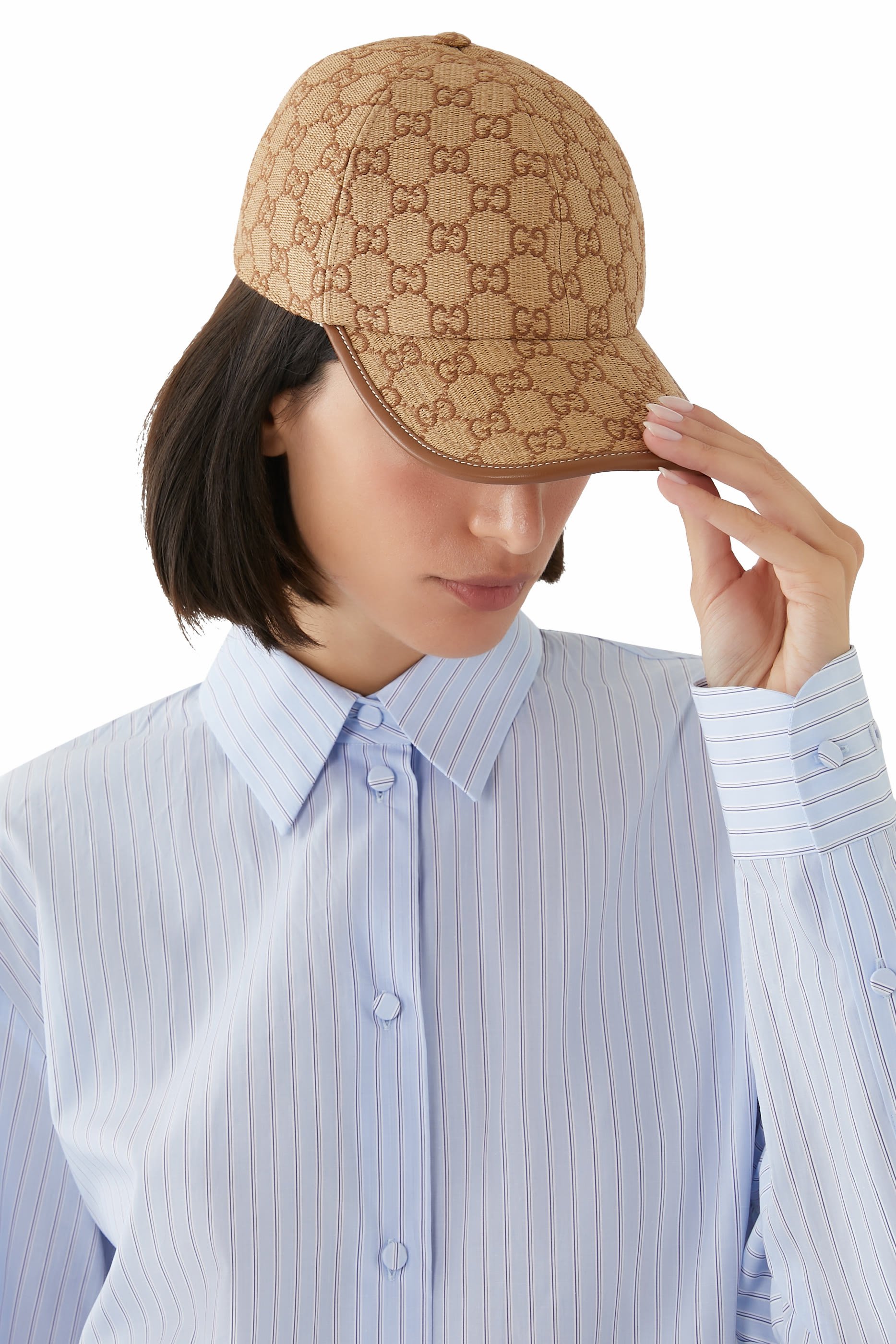 قبعة بيسبول بشعار الماركة قش