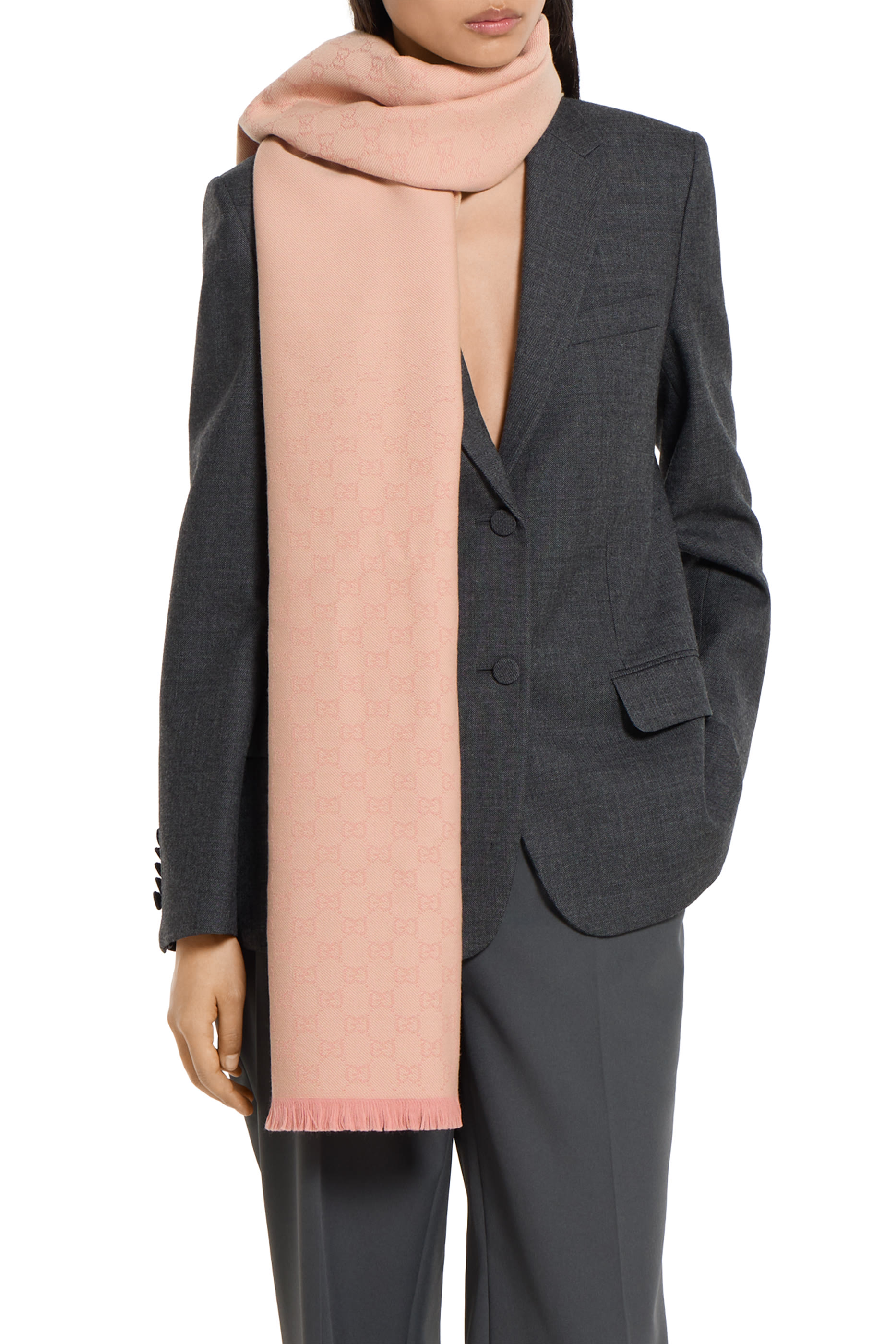 وشاح مزين بشعار الماركة صوف