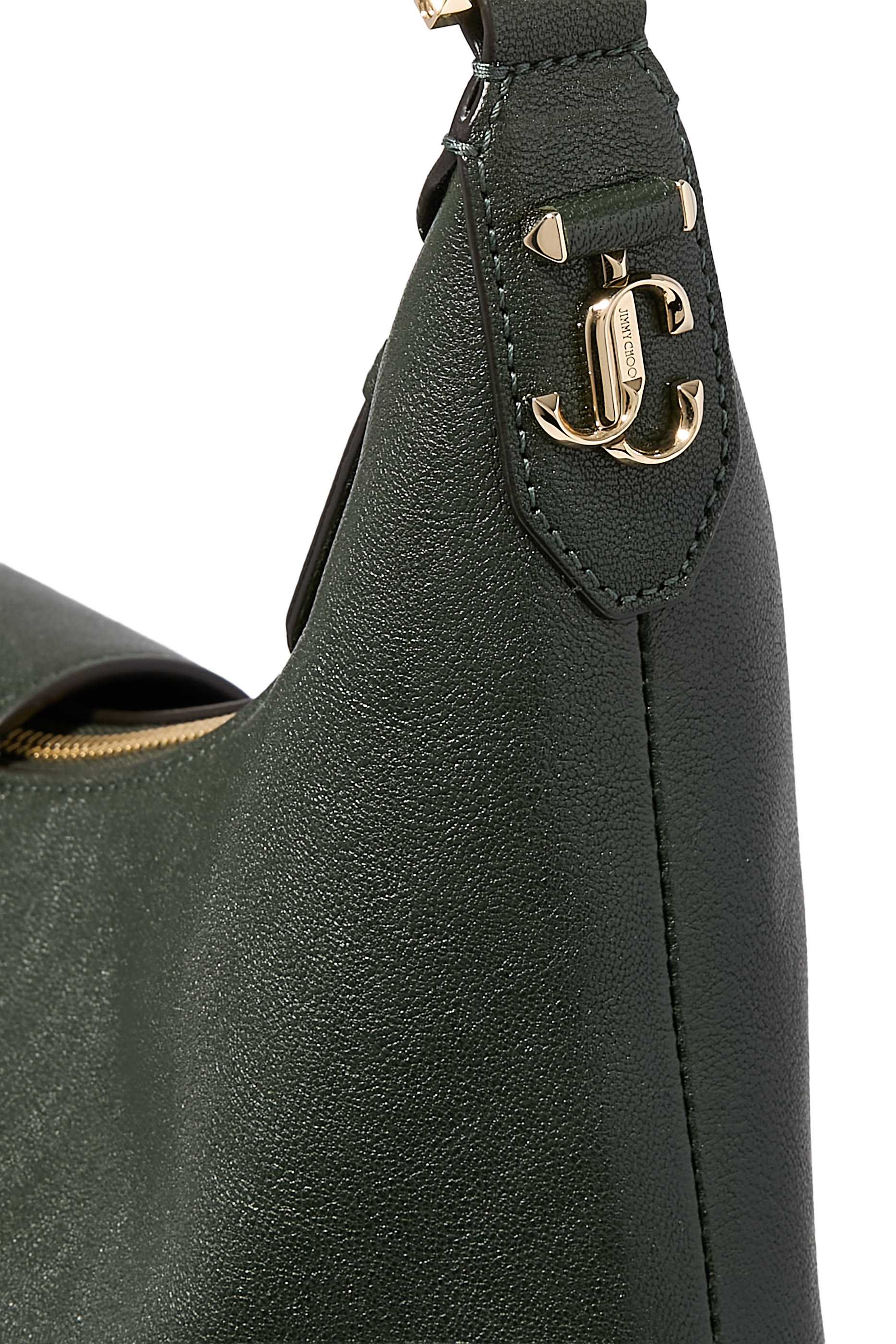 حقيبة هوبو متوسطة بحلية بتصميم قضيب