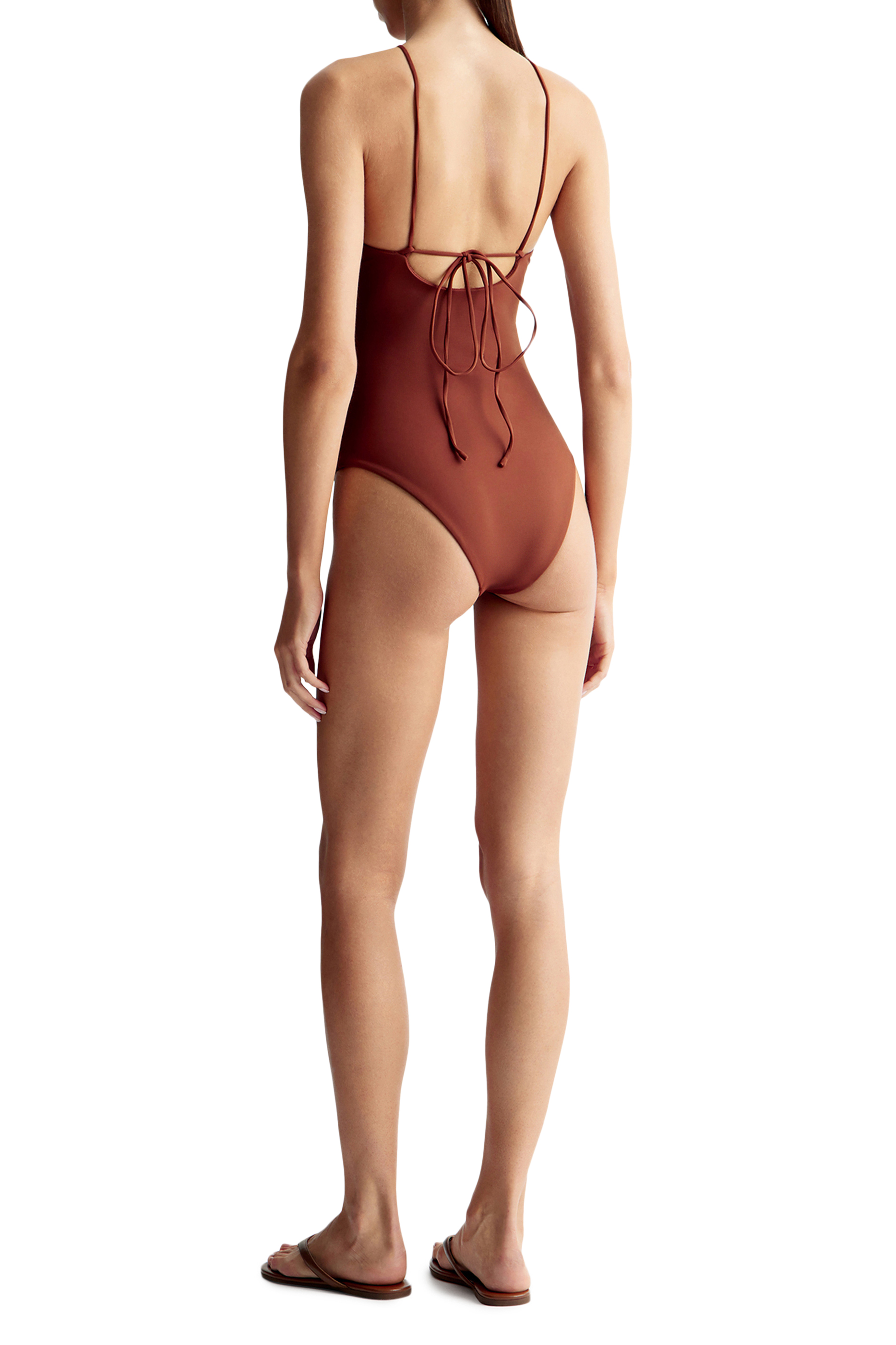 بدلة سباحة نايلون معاد تدويره