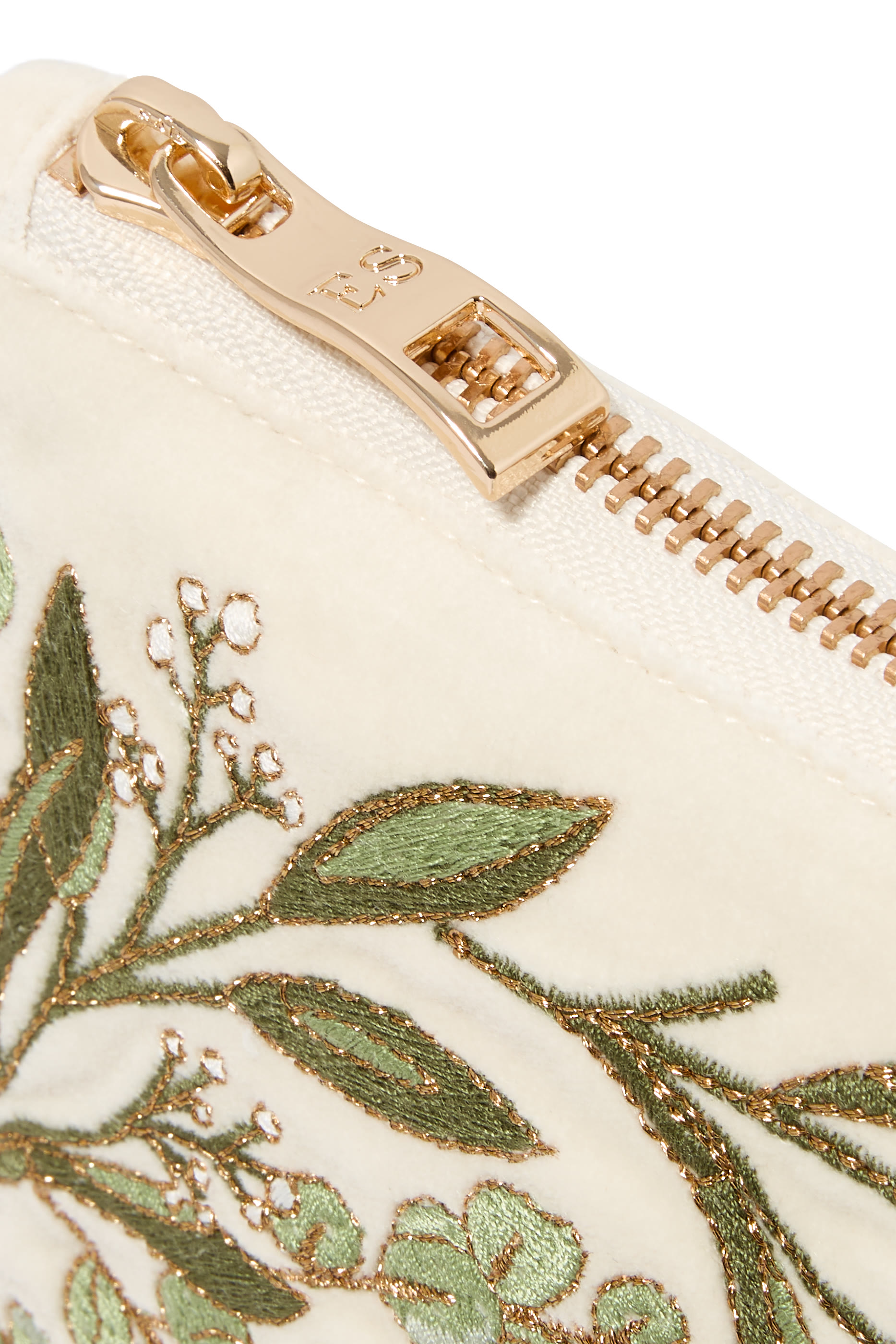 حقيبة صغيرة لوصيفات العروس مزينة بنقشة أغصان زيتون