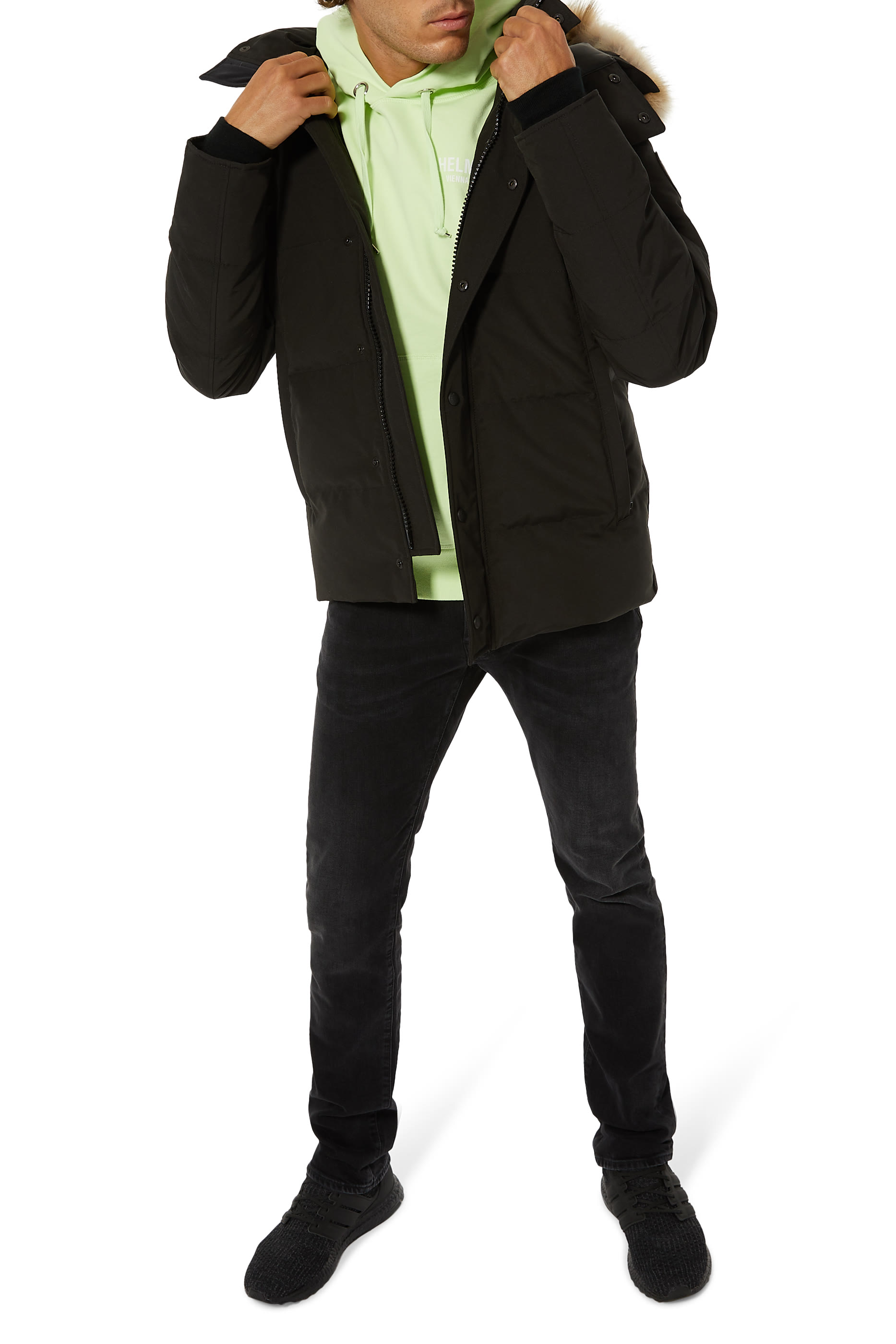 جاكيت ويندهام باركا برقعة سوداء