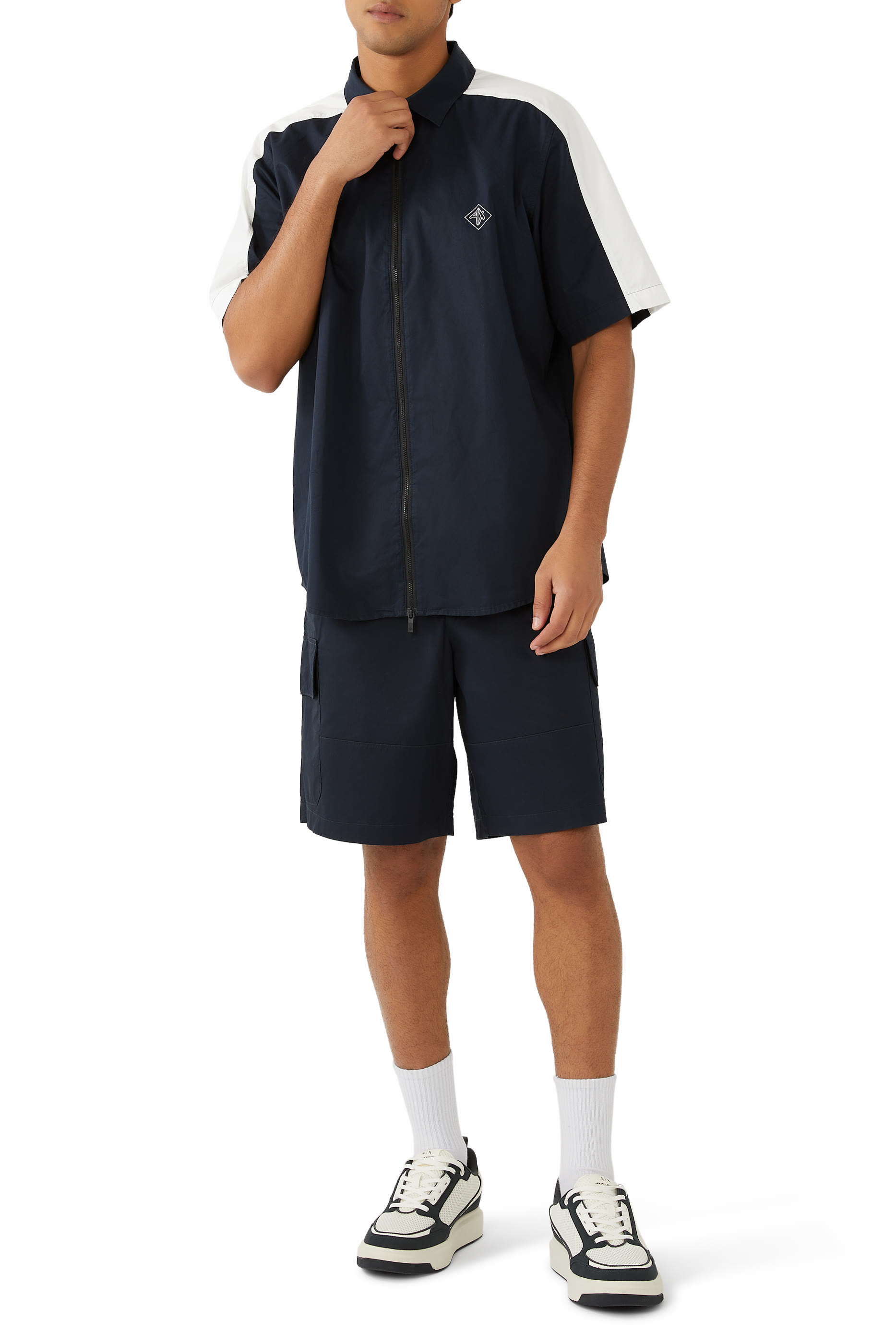 قميص ذا جريد بشعار الماركة