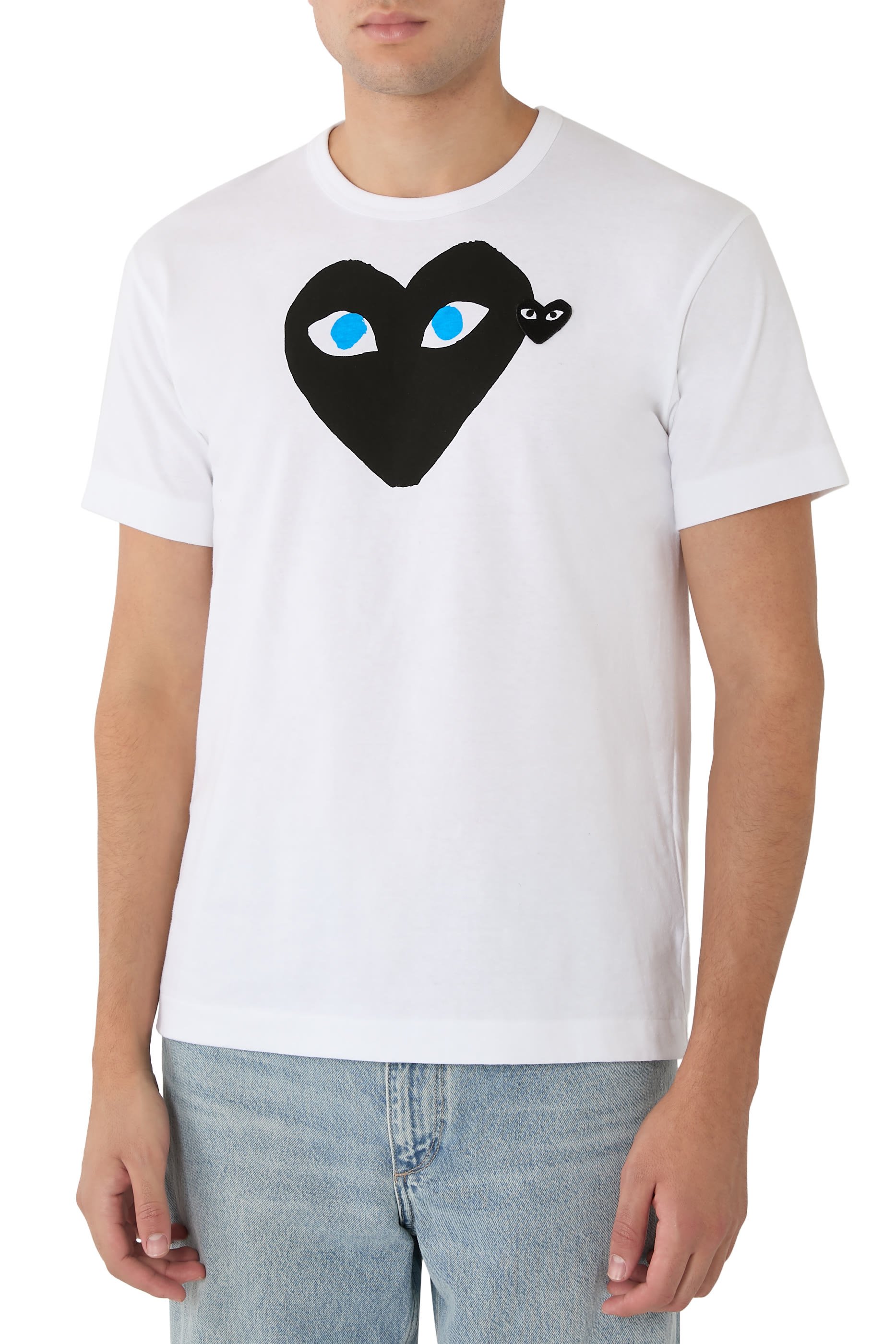 تيشيرت مزين بقلب كبير