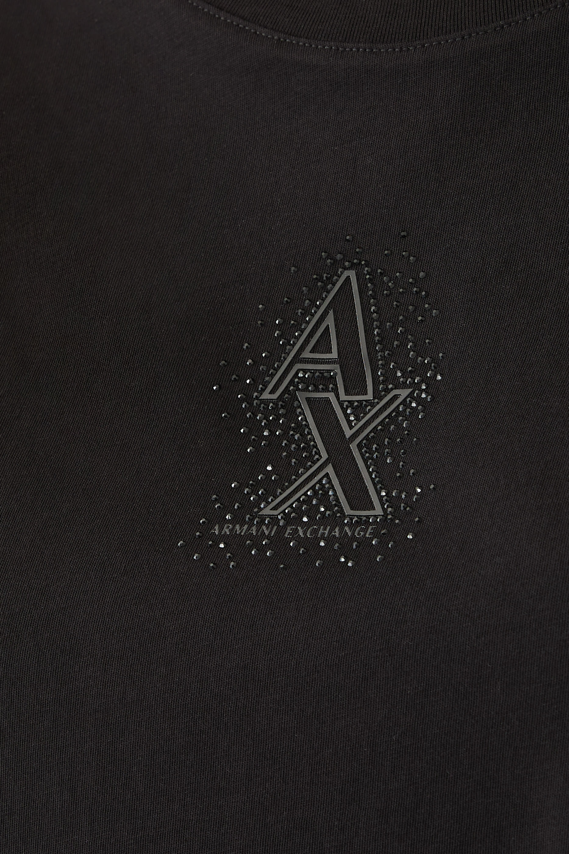 تيشيرت بشعار الماركة