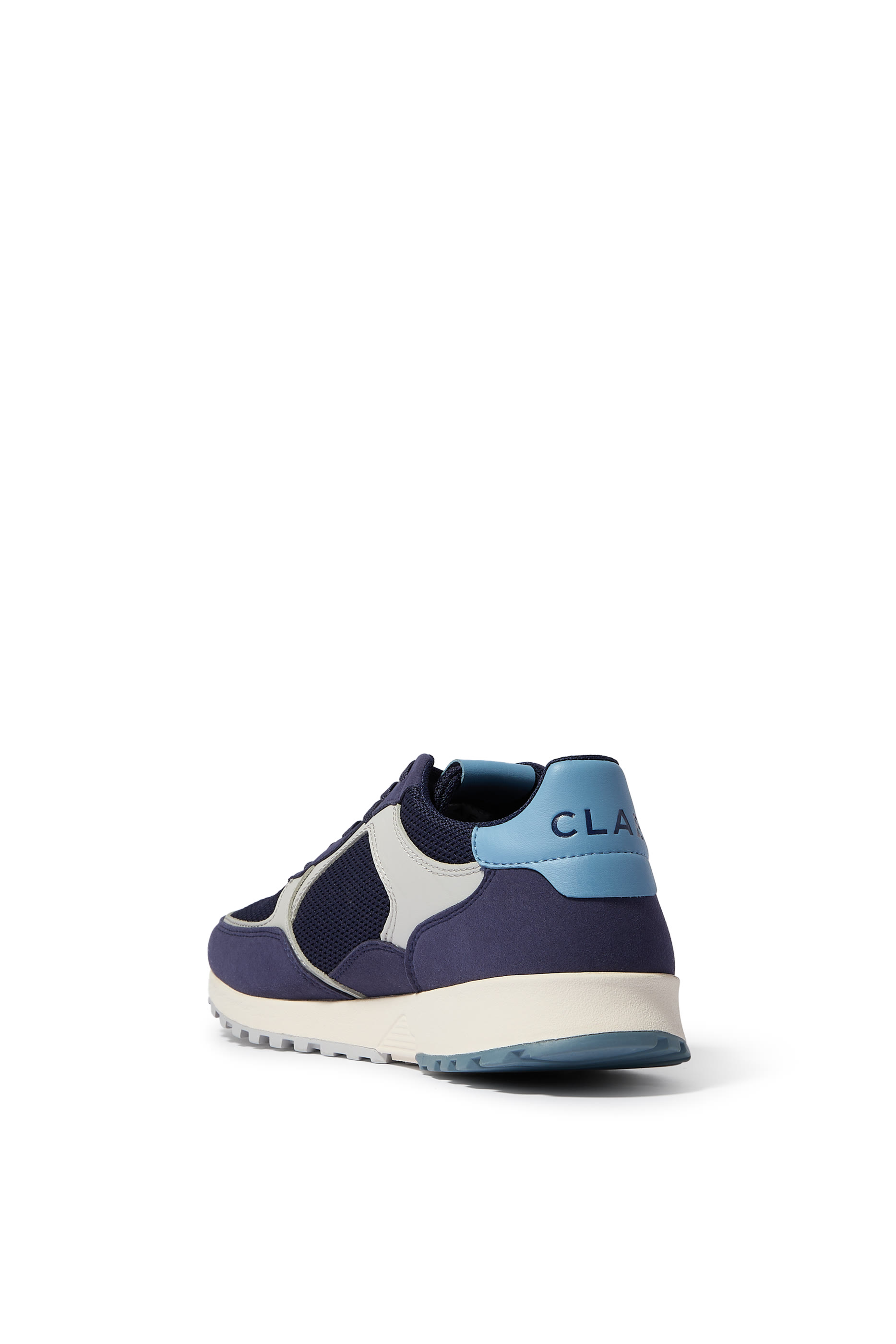 سنيكرز جوشوا