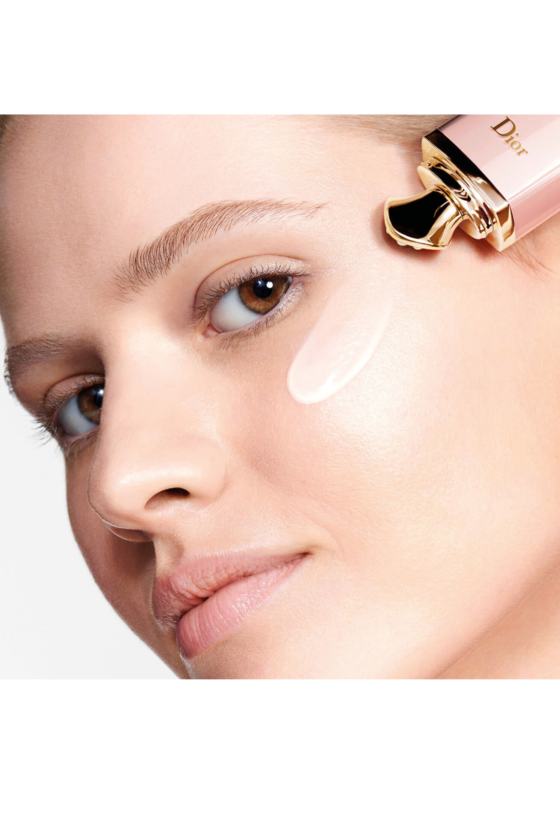 سيروم العين لو مايكرو دو روز يوكس المتطور