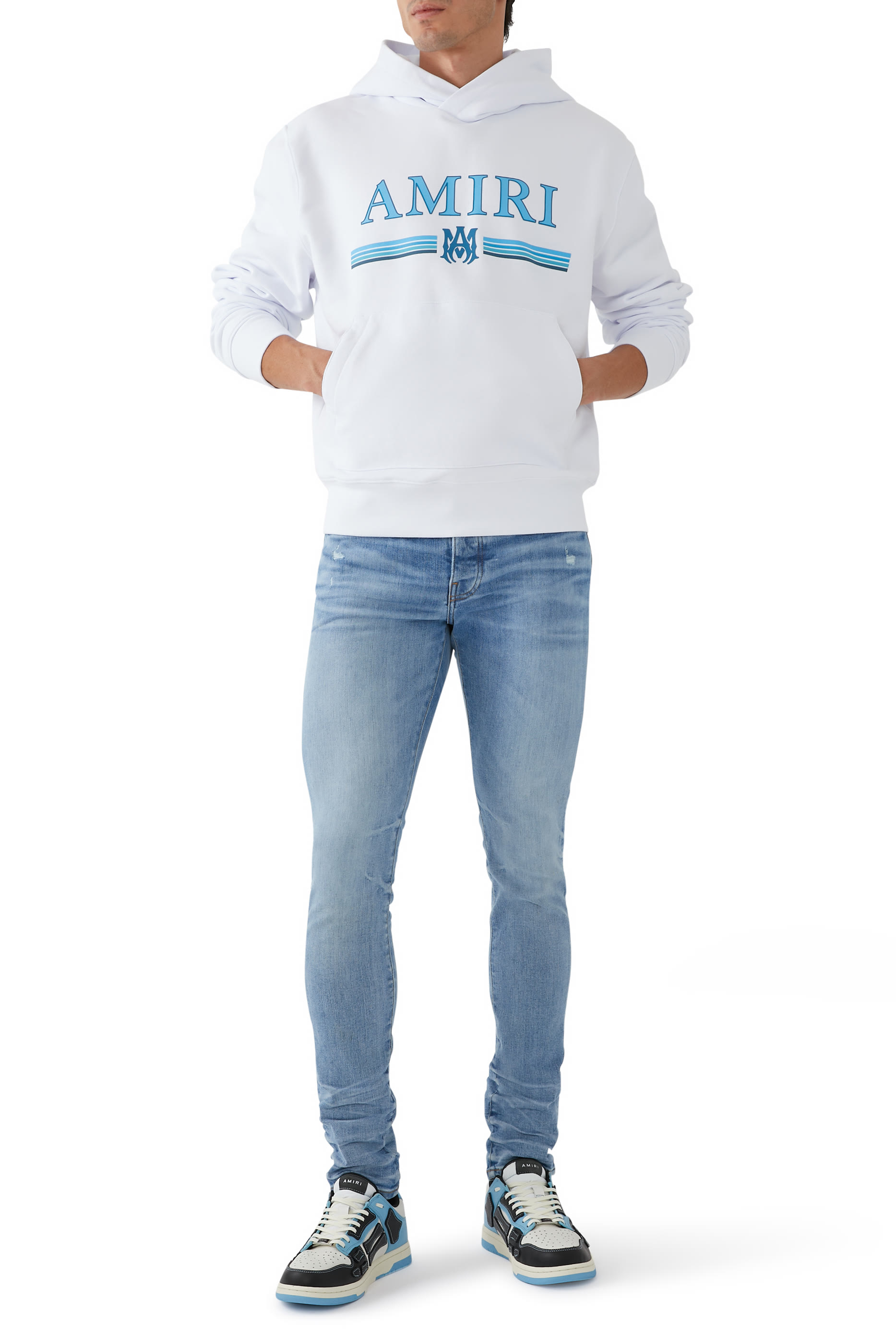 هودي ما بار بشعار الماركة