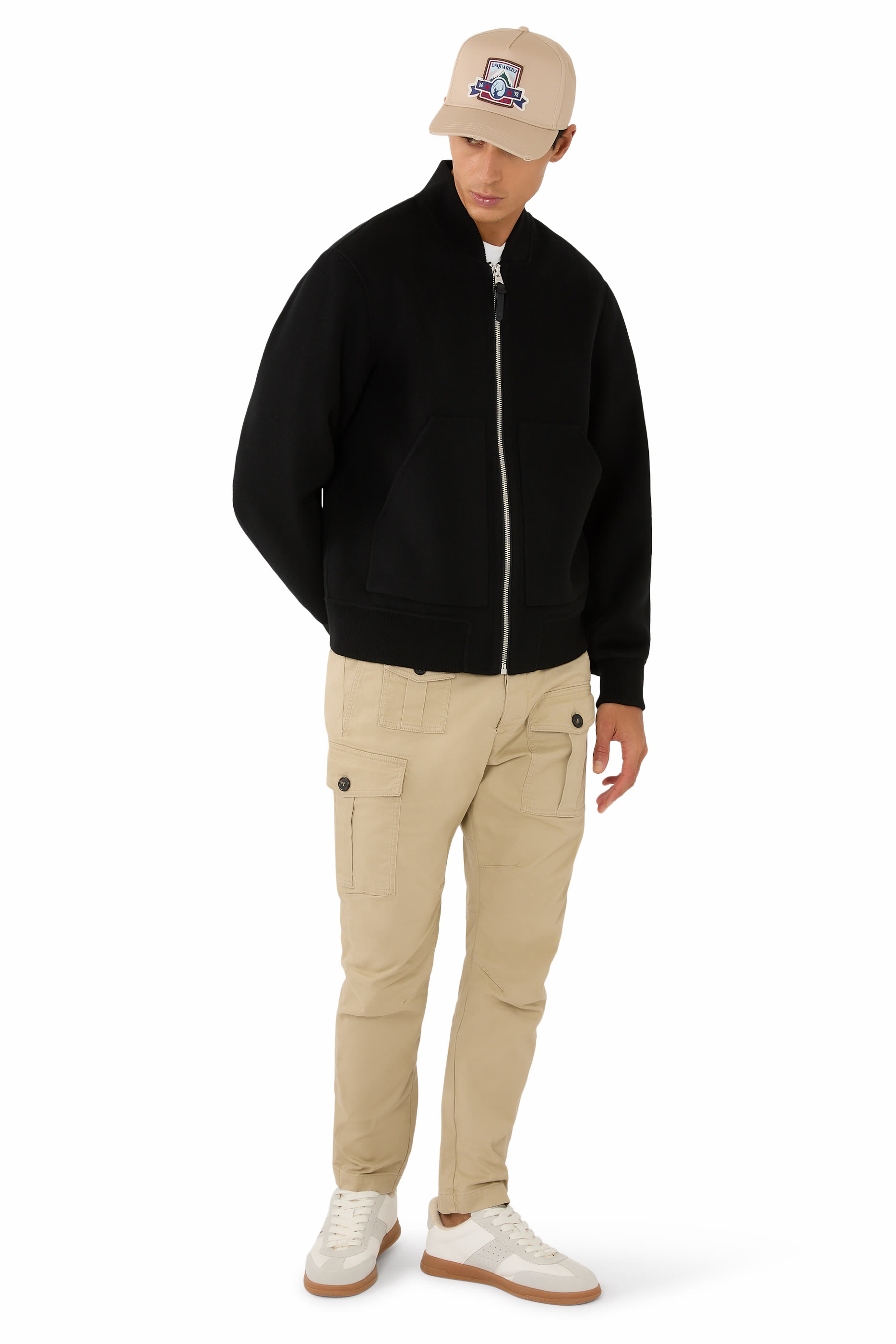 كاب بيسبول مزين بشعار الماركة