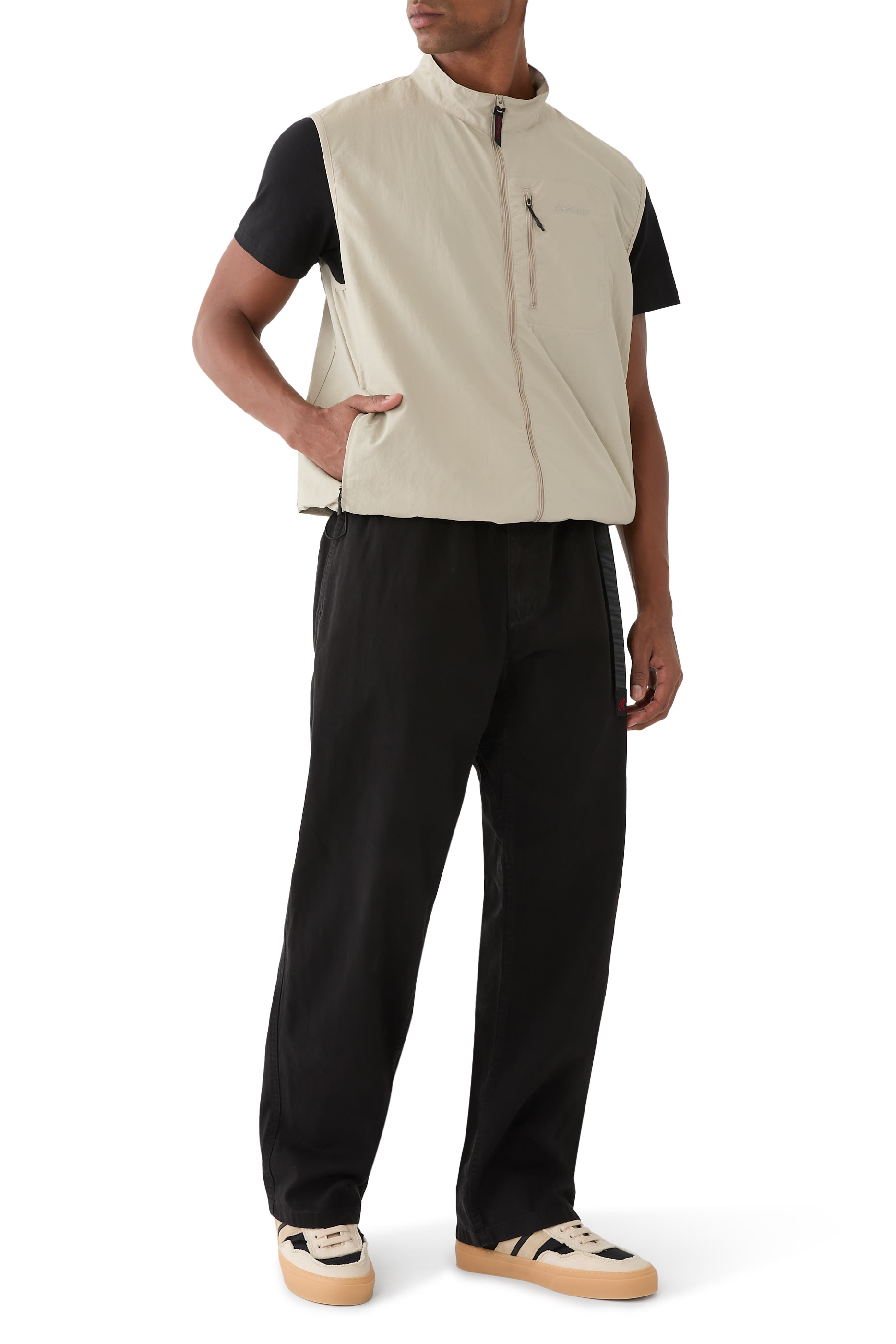 بنطال بقصة ساق مستقيمة