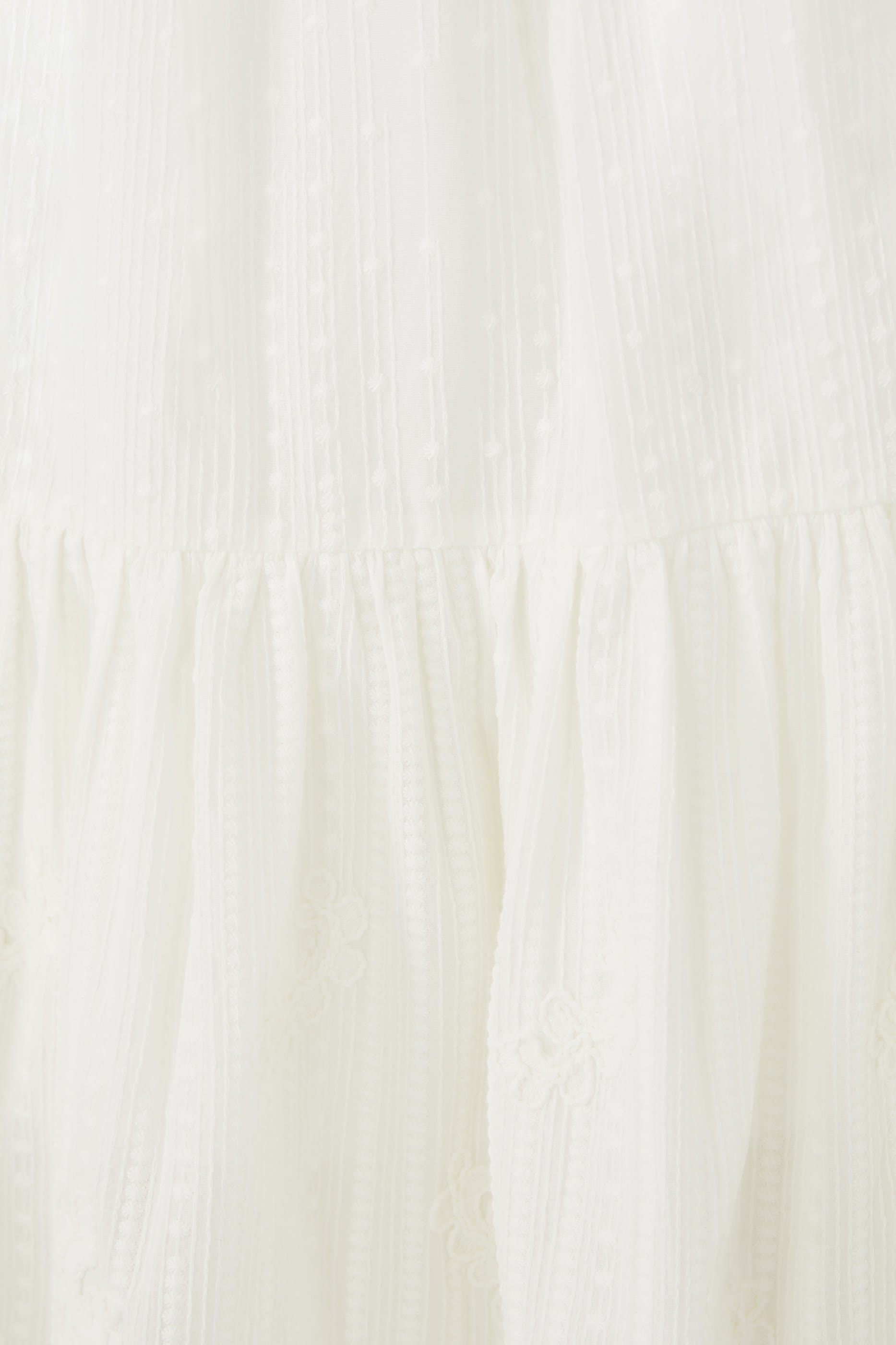 تنورة طويلة بتفاصيل صدفية للأطفال