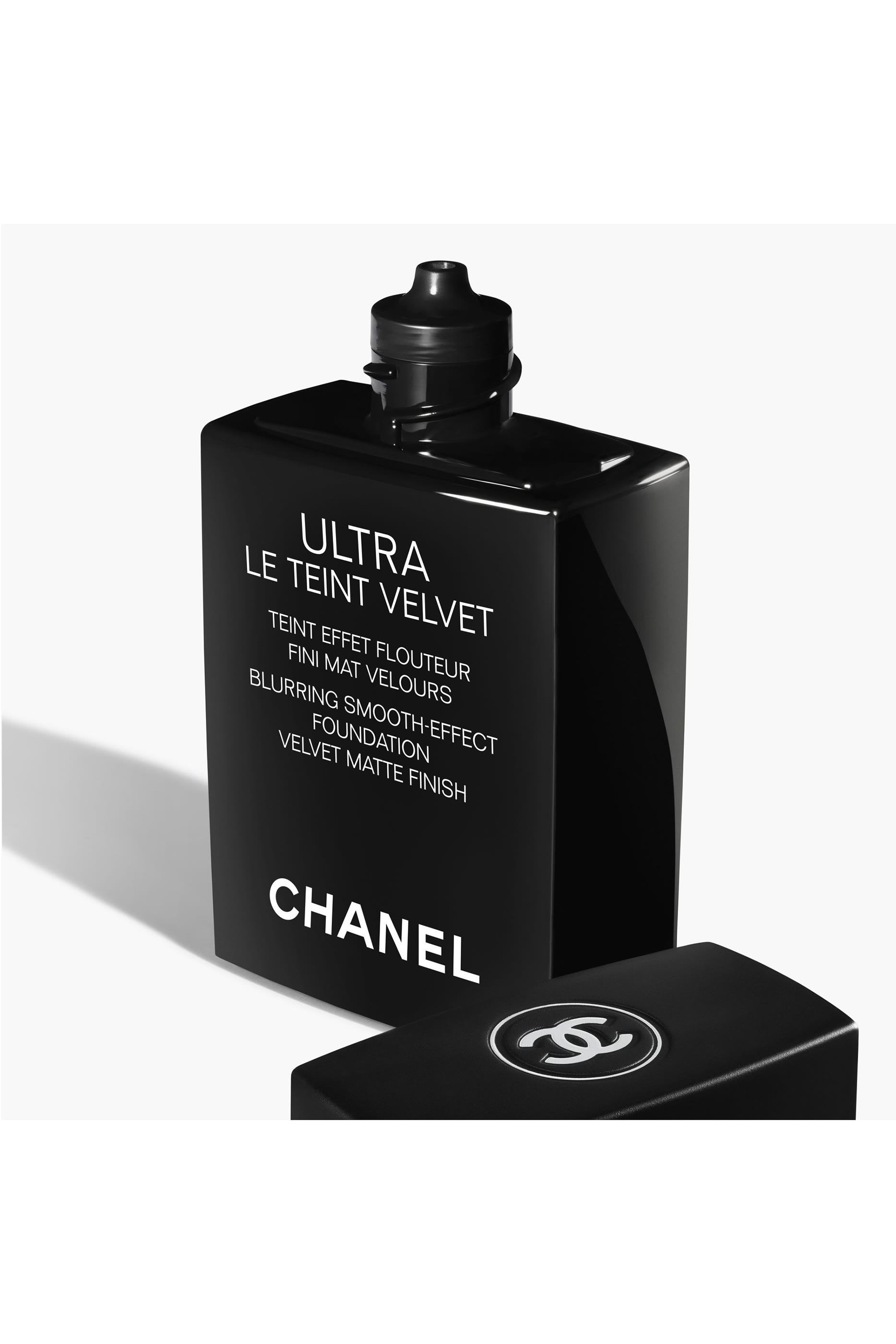 كريم أساس Ultra Le Teint Velvet
