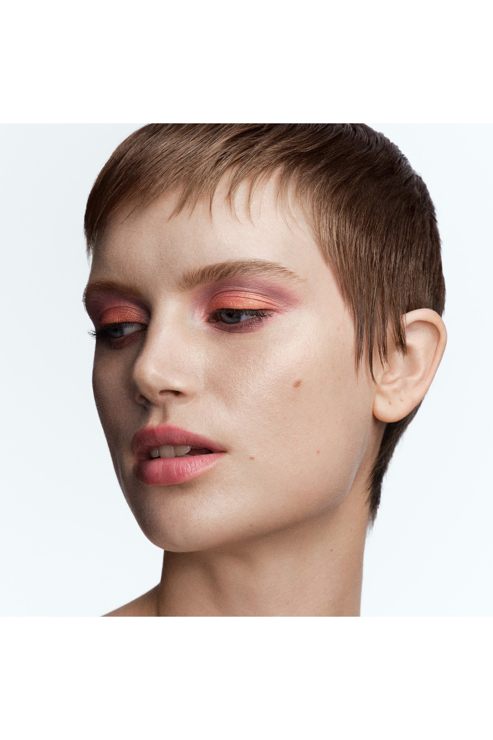 لوحة ظلال عيون بخمسة ألوان