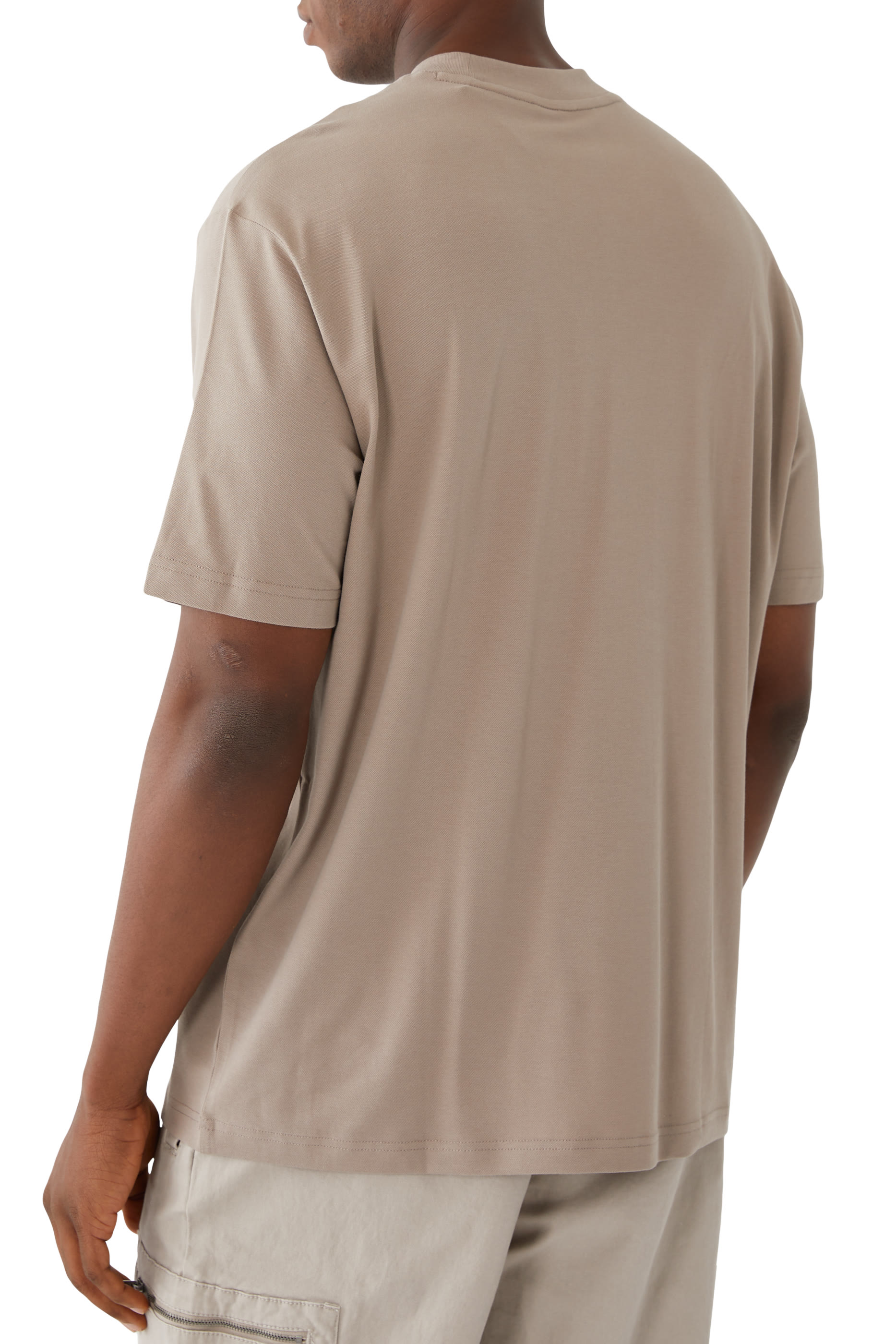 تيشيرت قطن عضوي بشعار الماركة