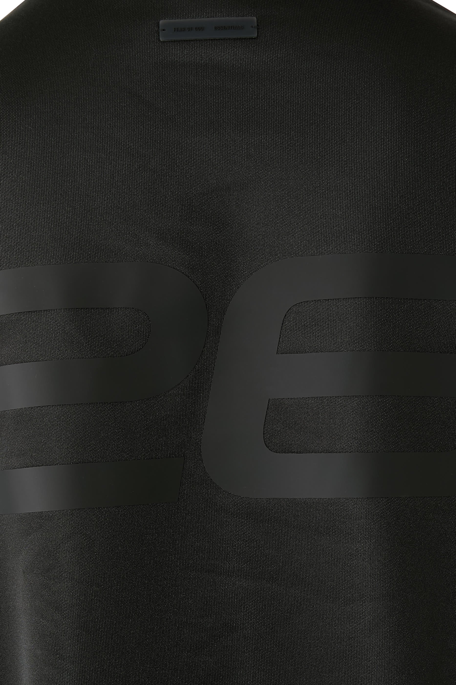 تيشيرت ماسل بتصميم من التسعينات صوف ستان