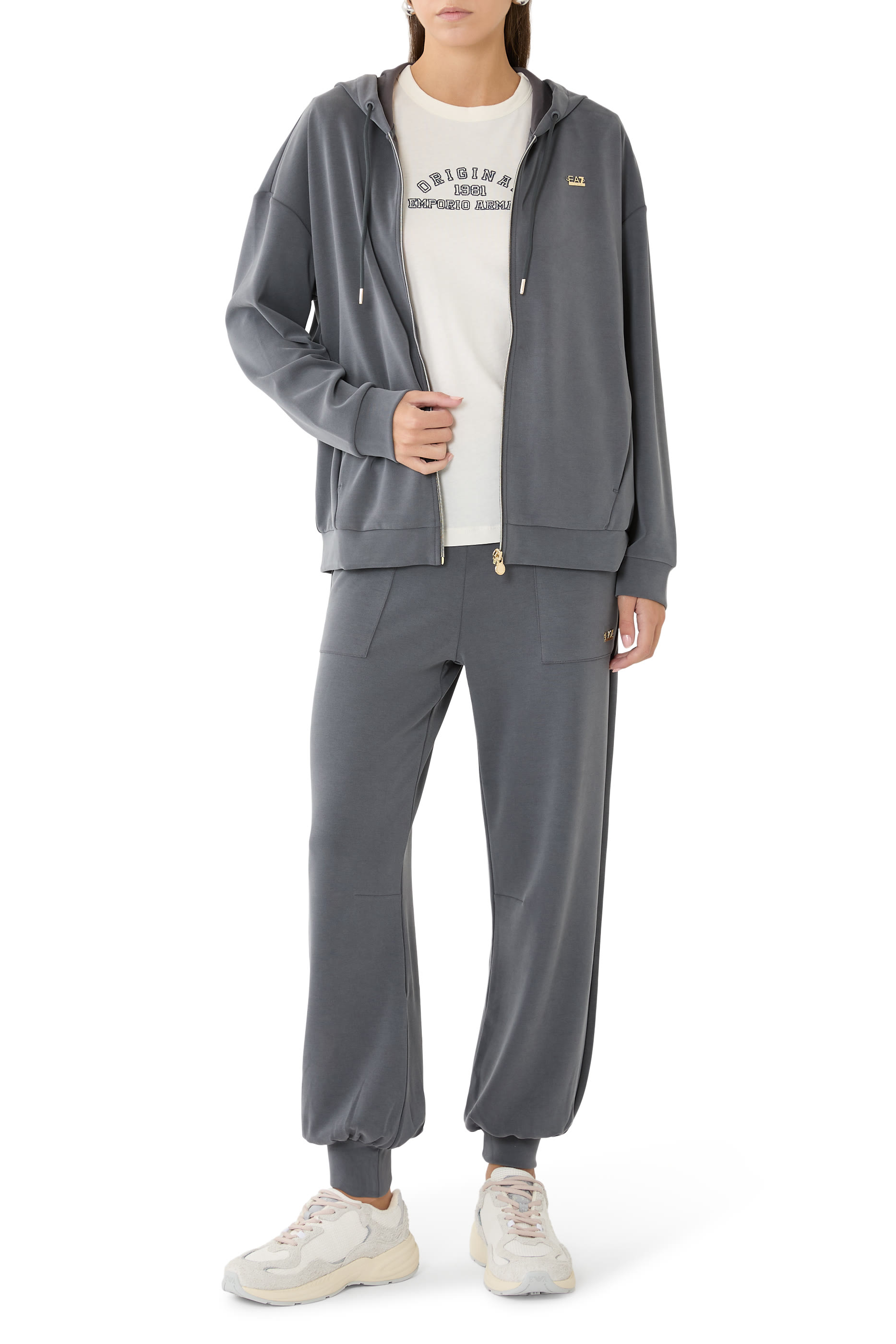 تيشيرت مزين بشعار الماركة جرسيه سوبيما 