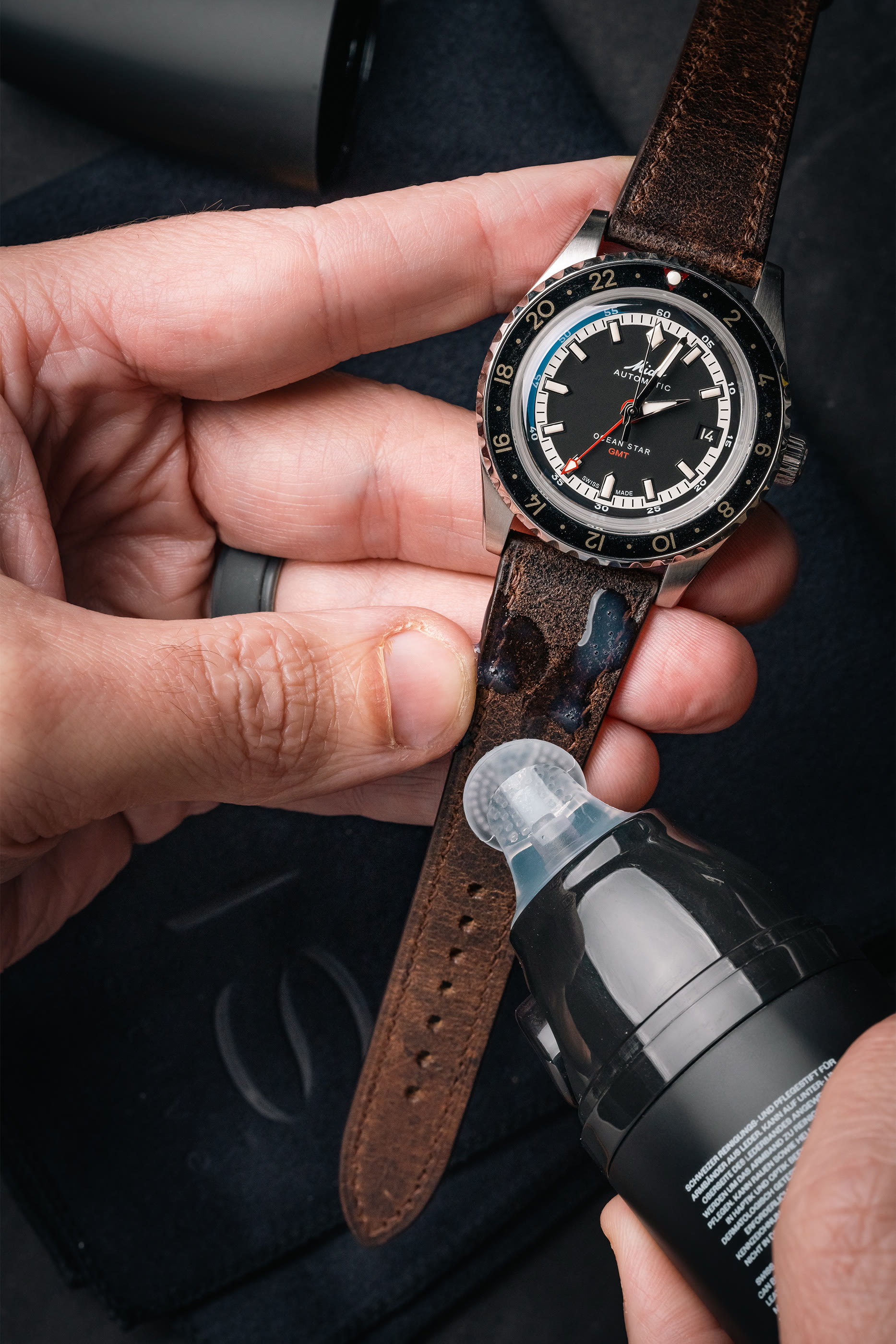 قلم كرونو بن بمحلول لتنظيف الجلد