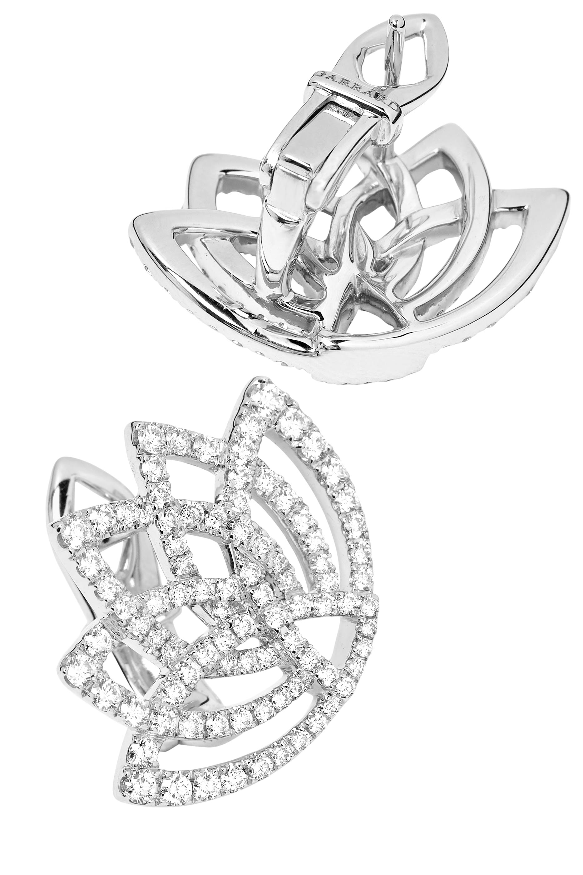 أقراط لوتس بلوزوم مرصعة بالماس الأبيض، ذهب أبيض عيار 18