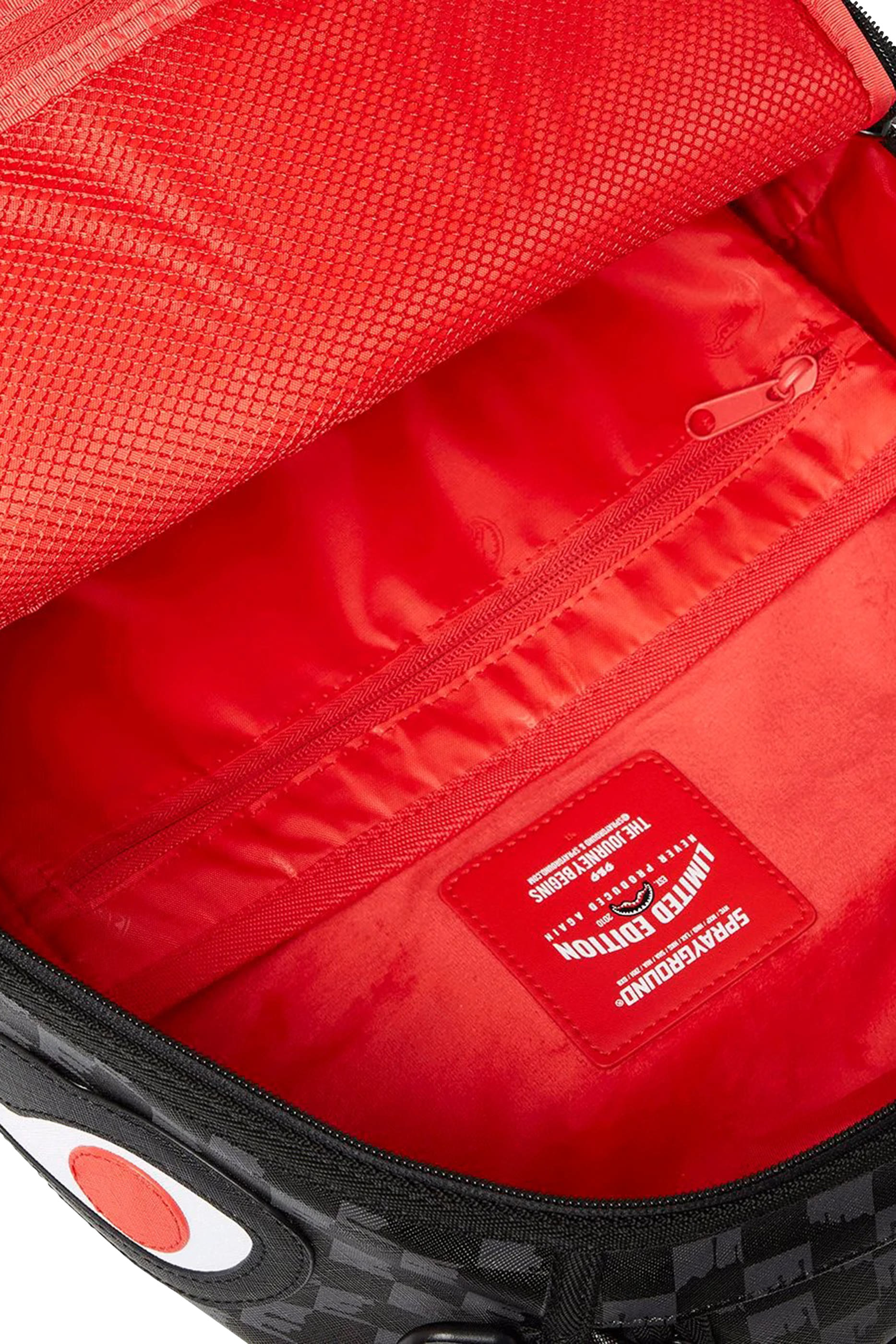 حقيبة ظهر قنب بتصميم سمكة قرش للأطفال