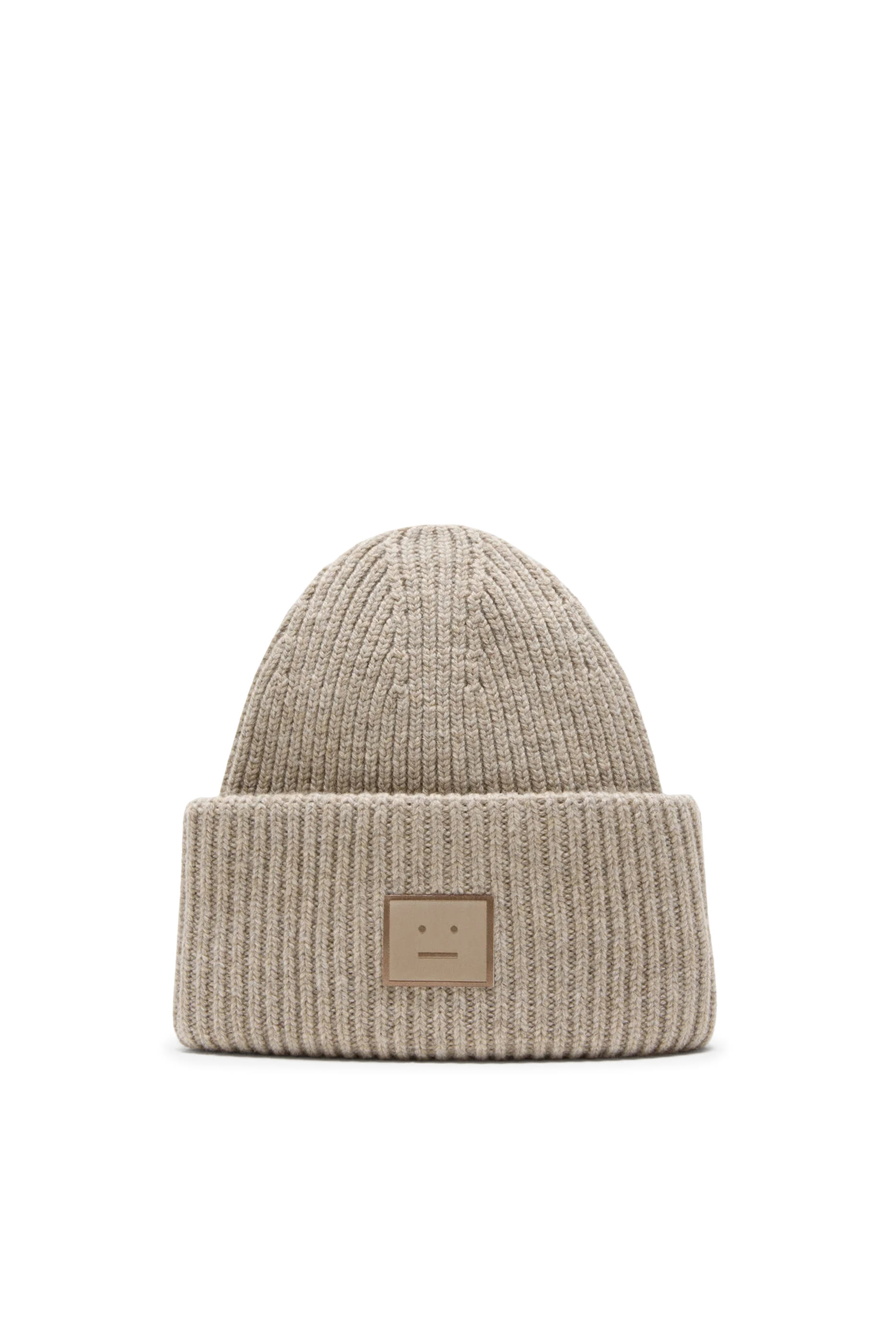 قبعة بيني برقعة كبيرة بتصميم شعار الماركة