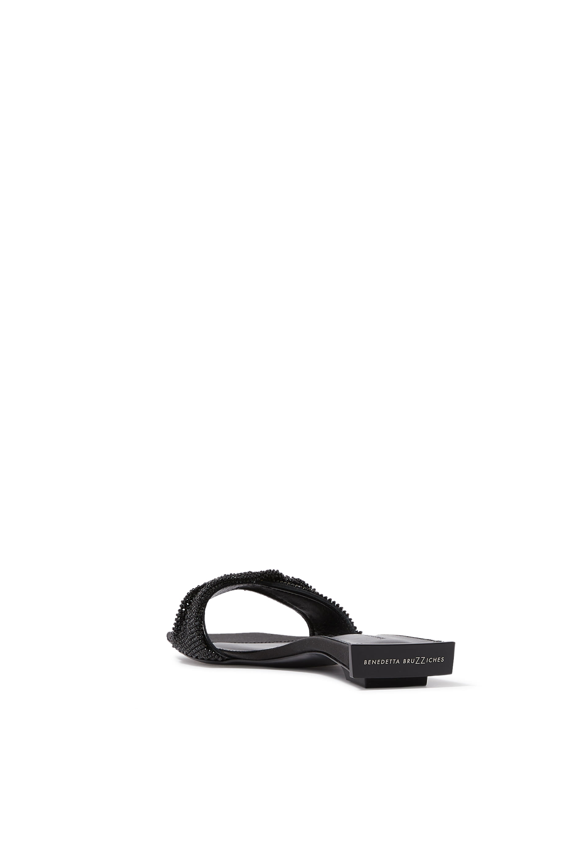 حذاء خفيف جولياردا