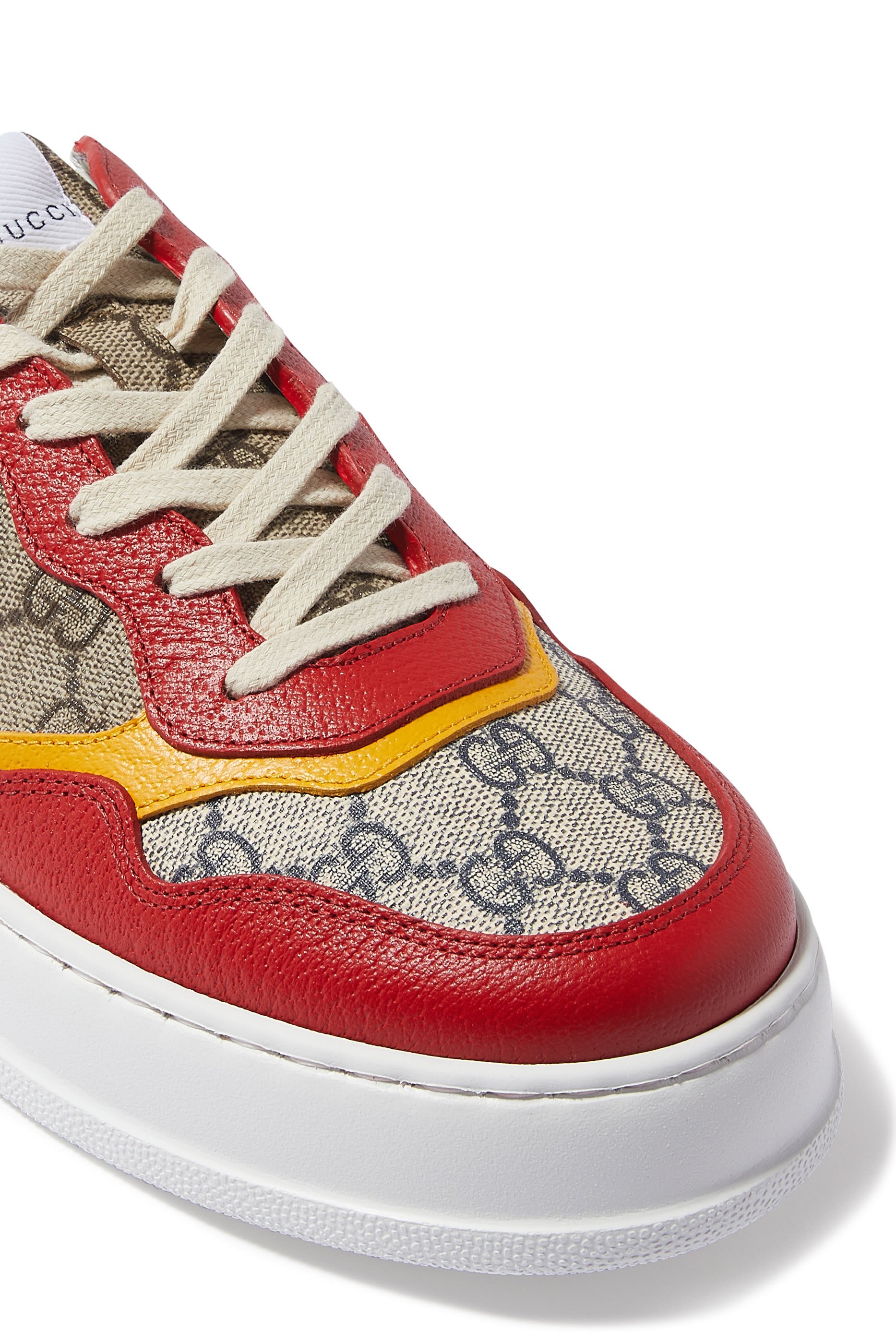 سنيكرز جلد وقماش قنب سوبربم بشعار GG