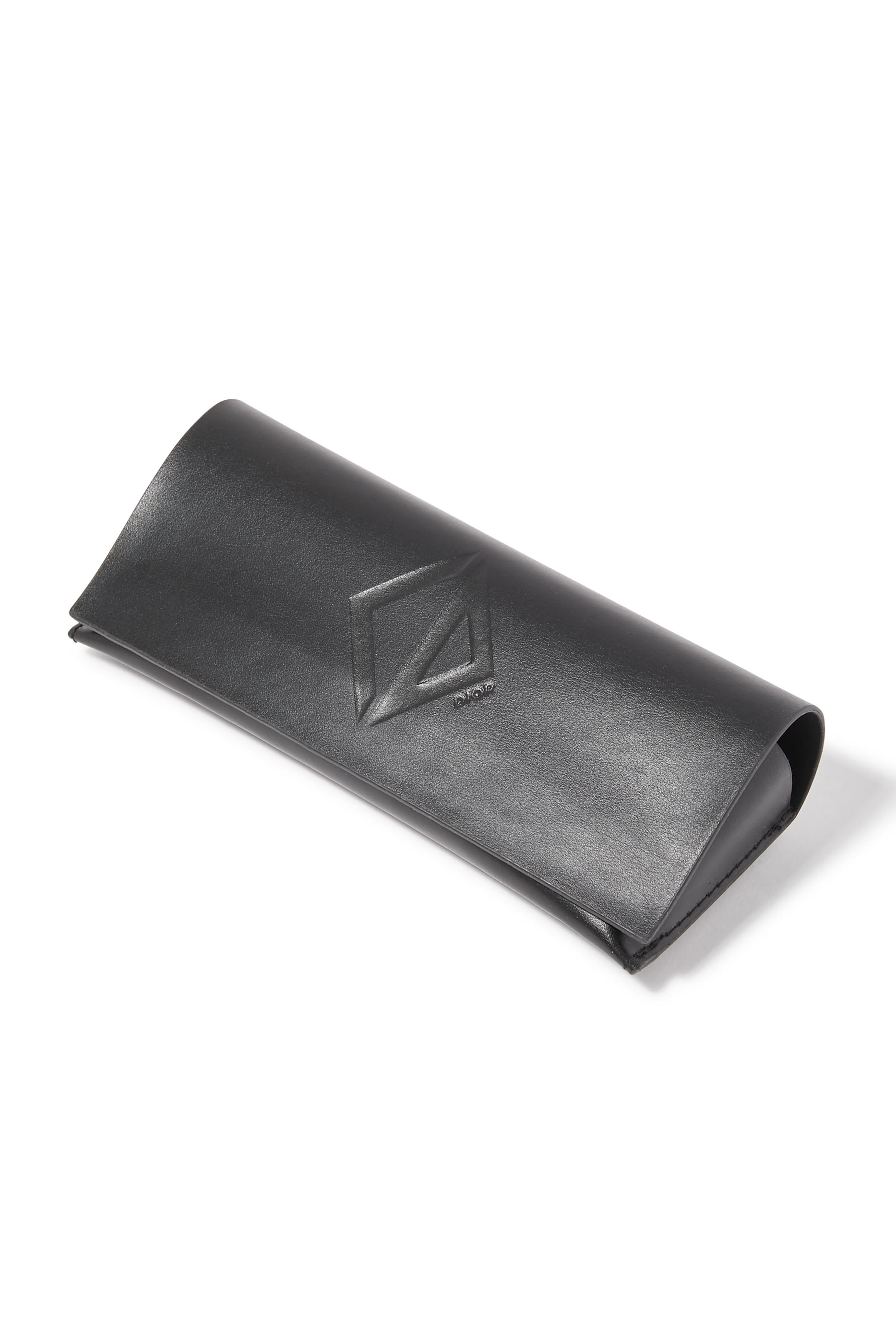 نظارة شمسية اس 9 يو بشعار الماركة وتفاصيل بتصميم معين معدن