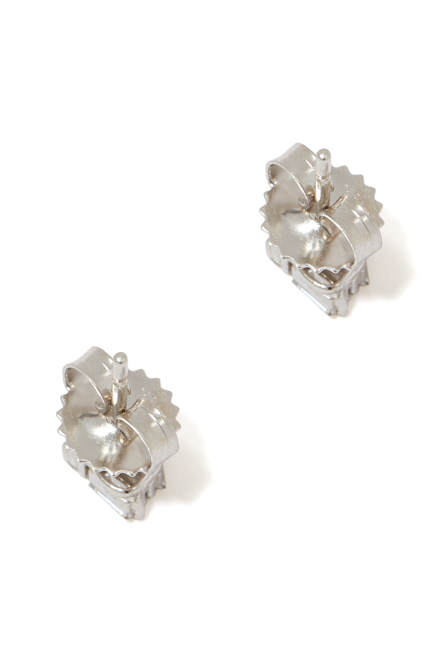 أقراط فايروركس مرصعة بماسات