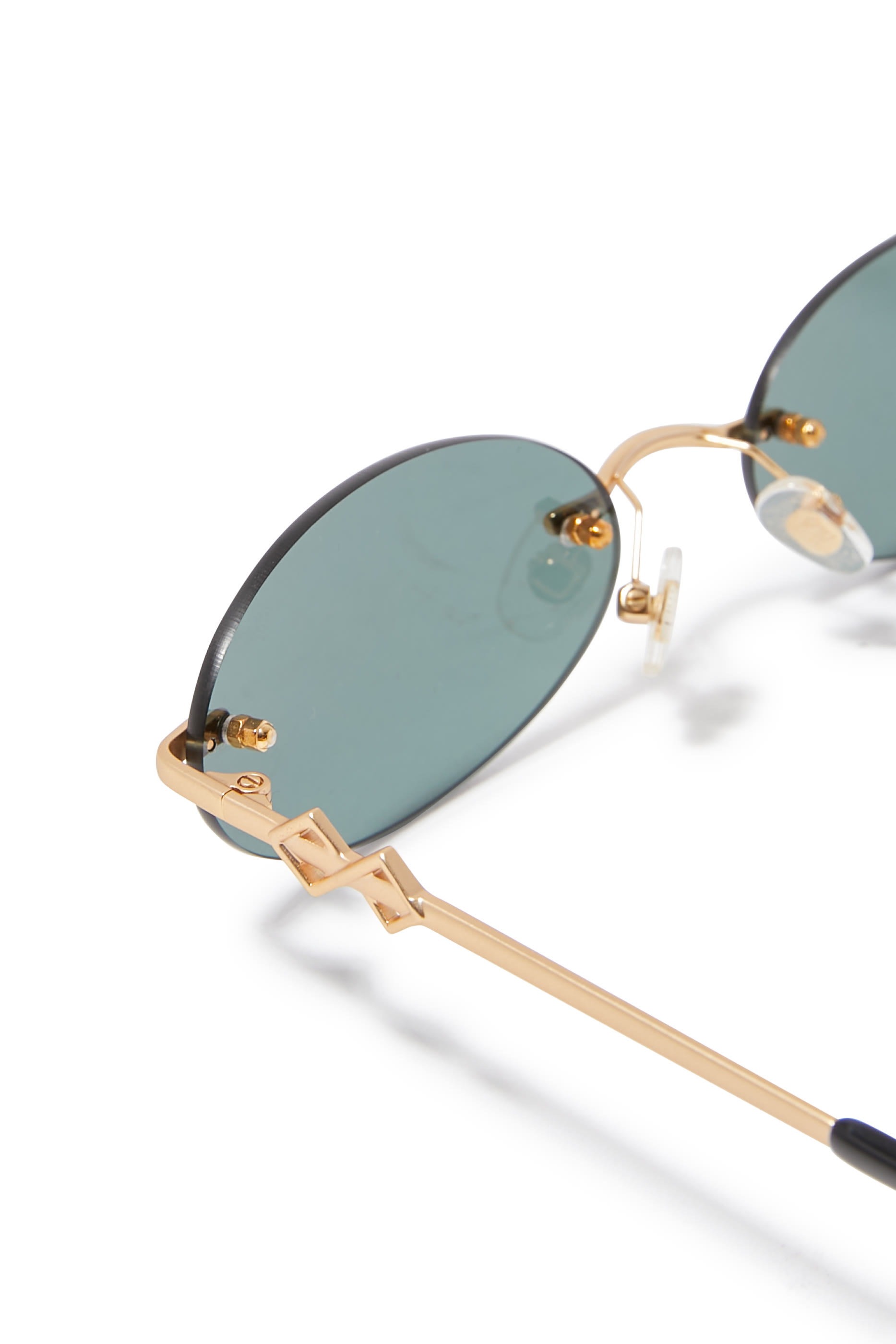 نظارة شمسية فيكي