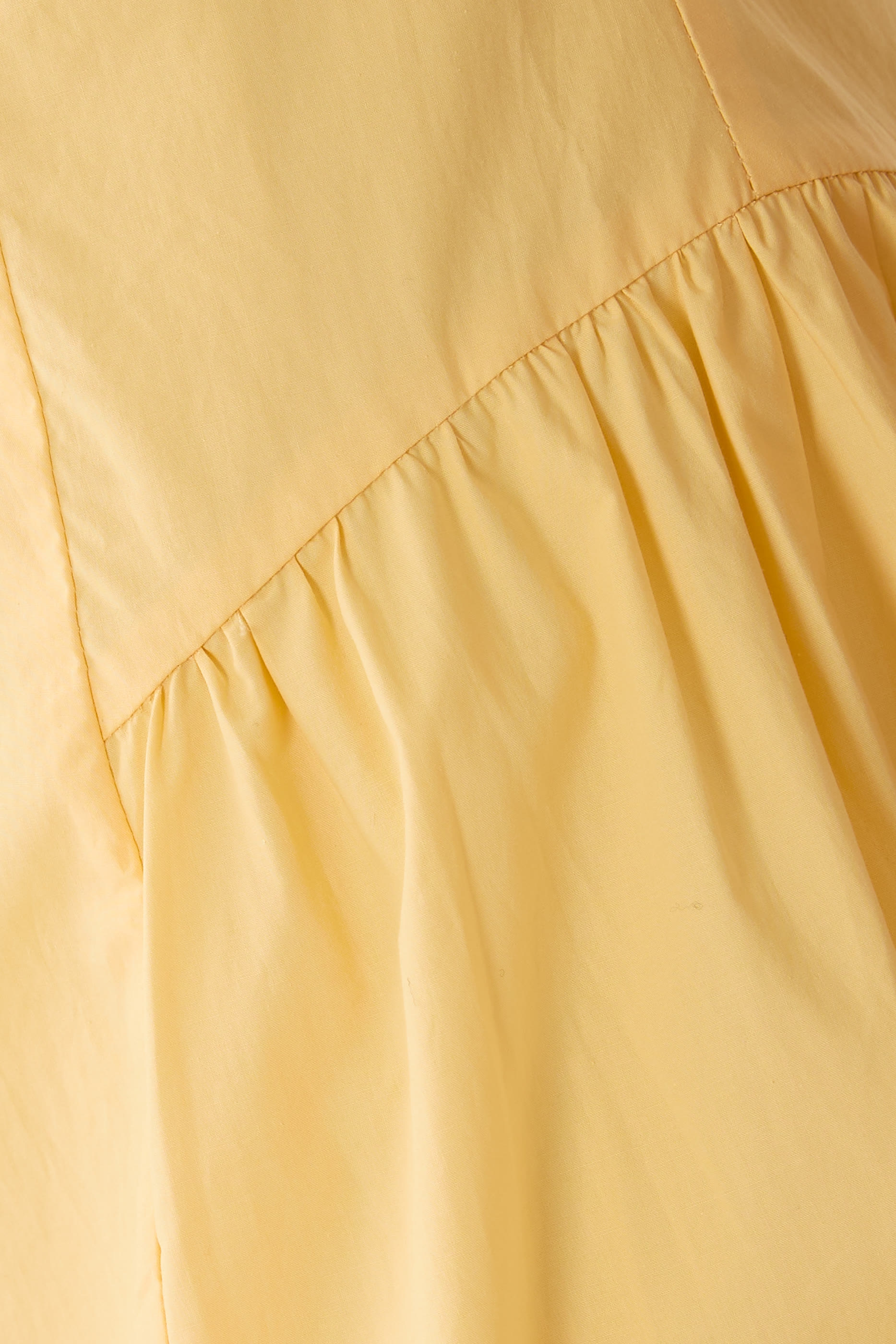 فستان ليندي