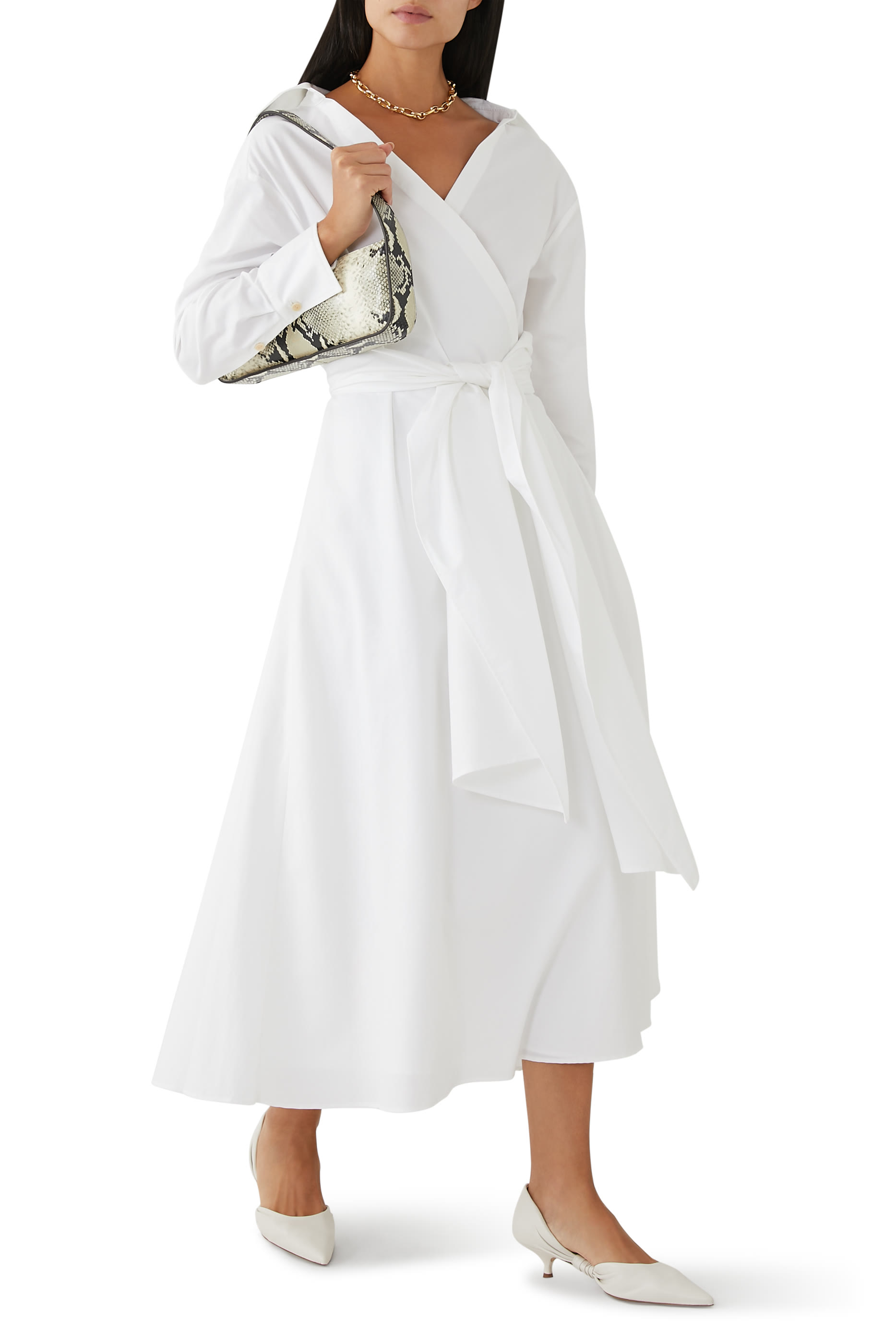 فستان إنفولد