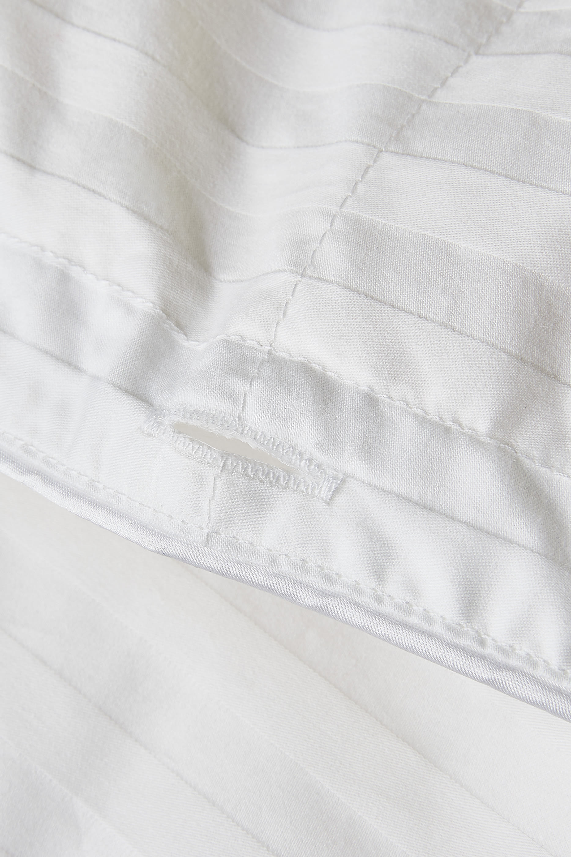 لحاف لاكجري مبطن بزغب مجري، معدل دفئ 4.5