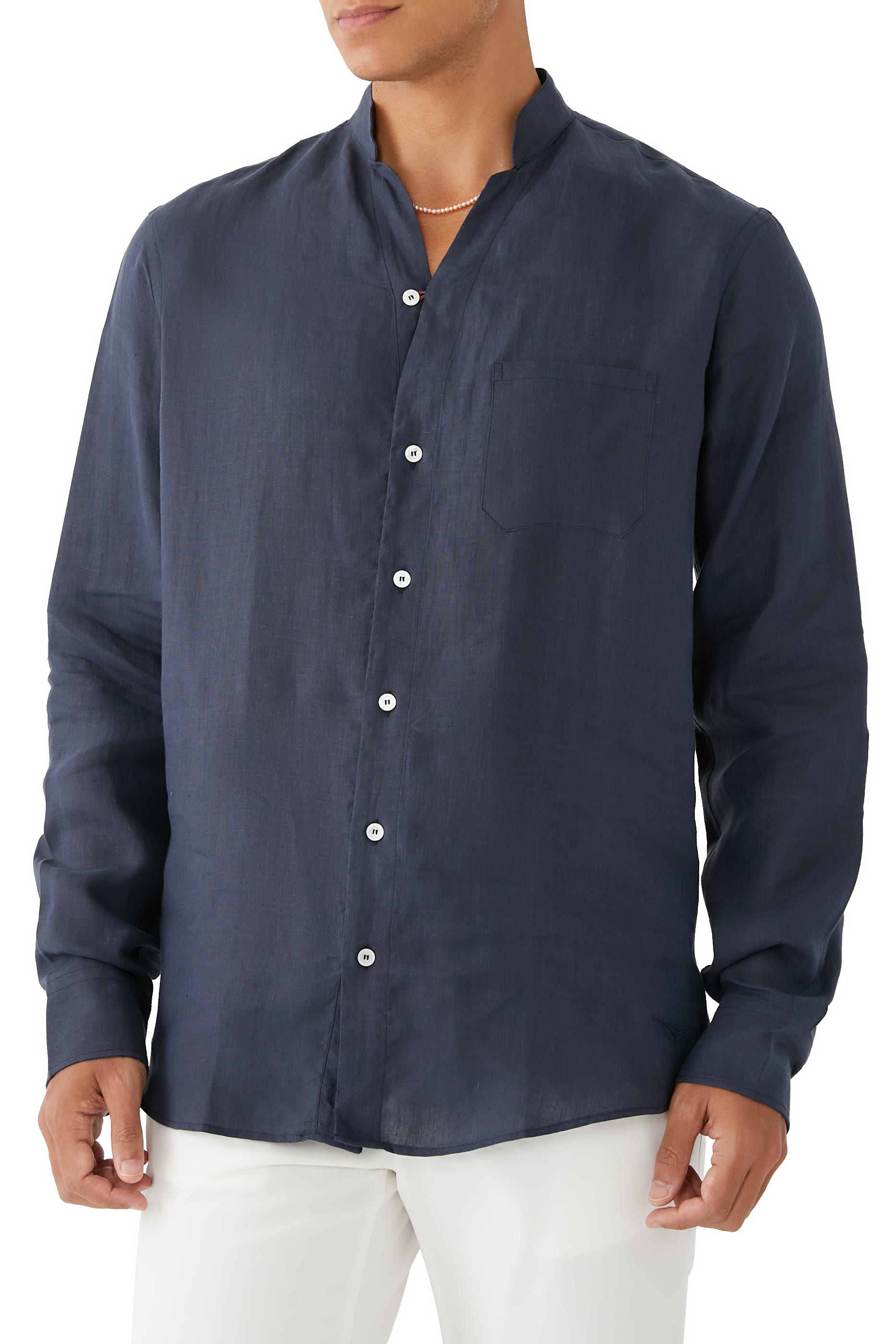 قميص بحافة مقوسة