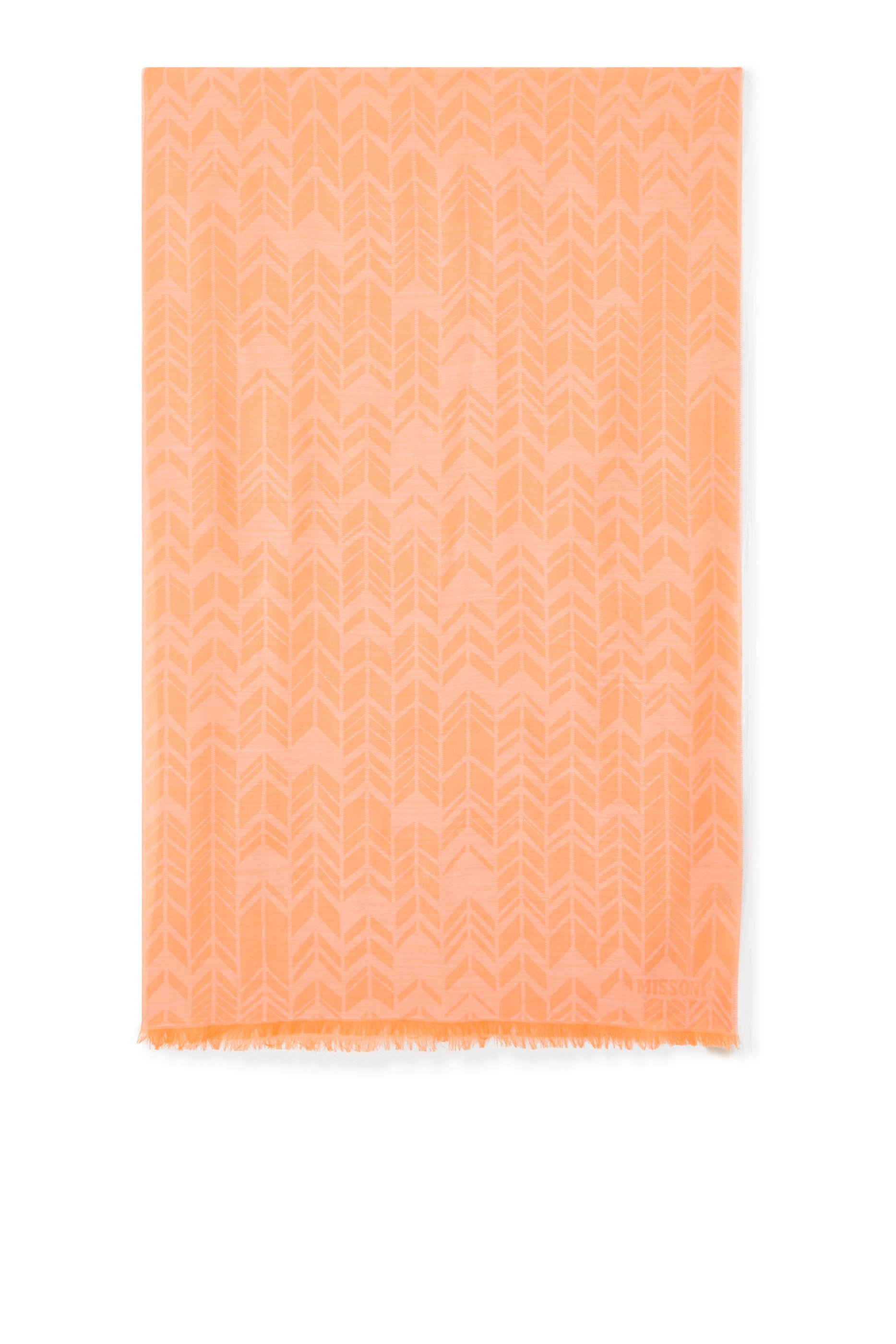 وشاح بنقشة خطوط شيفرون