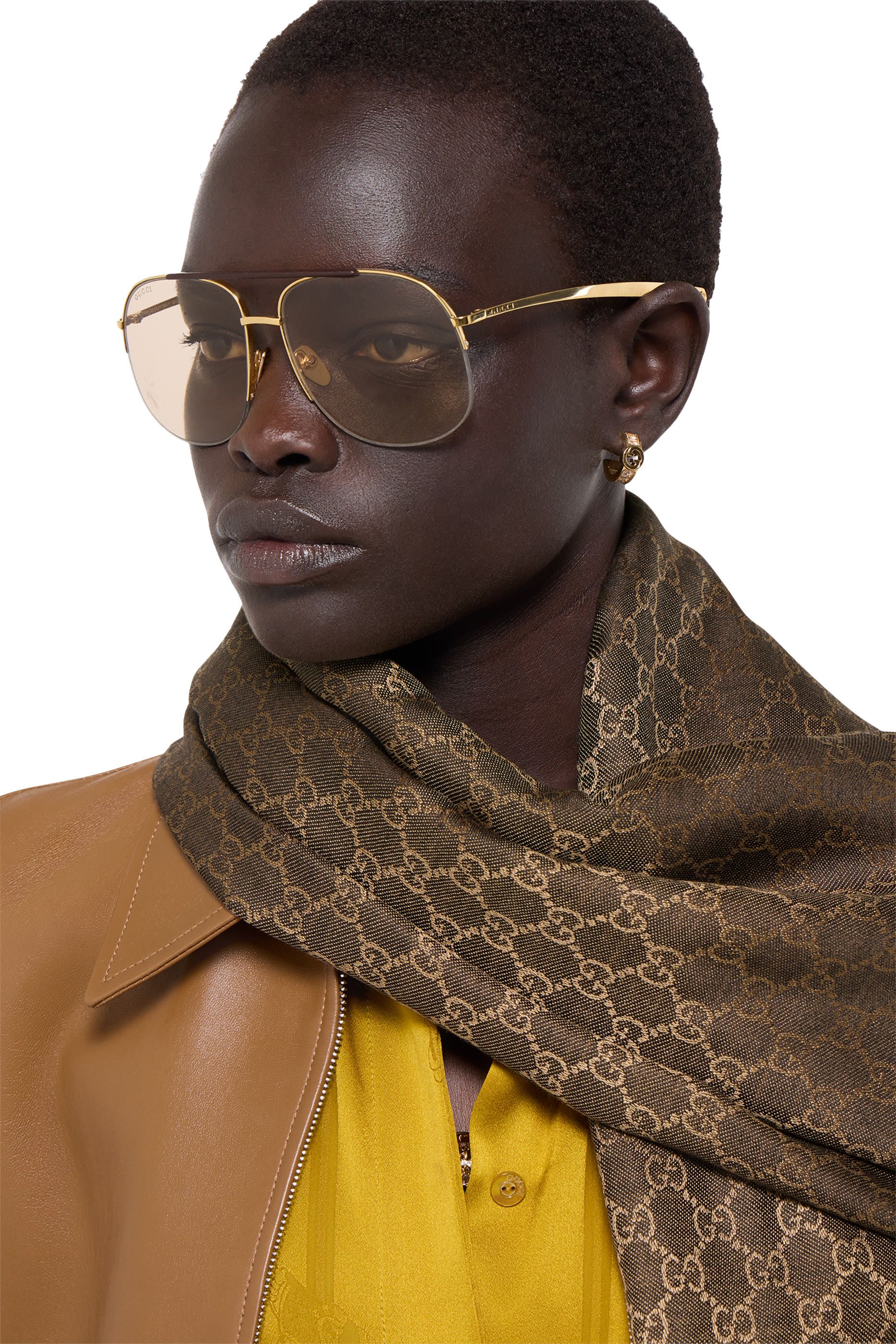 شال بنقشة حرفي شعار الماركة حرير