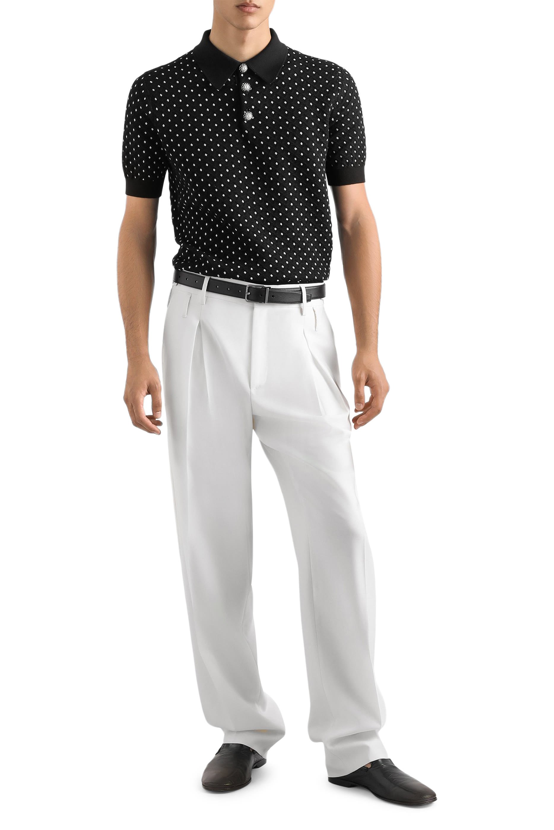 قميص بولو بتفاصيل نقاط صغيرة