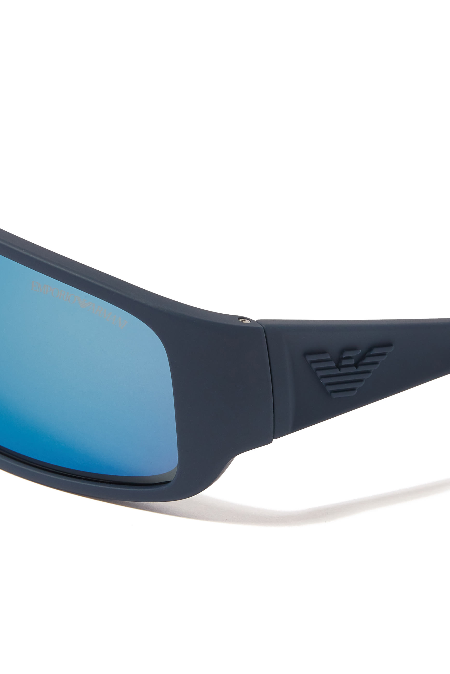 نظارة شمسية بإطار مستطيل